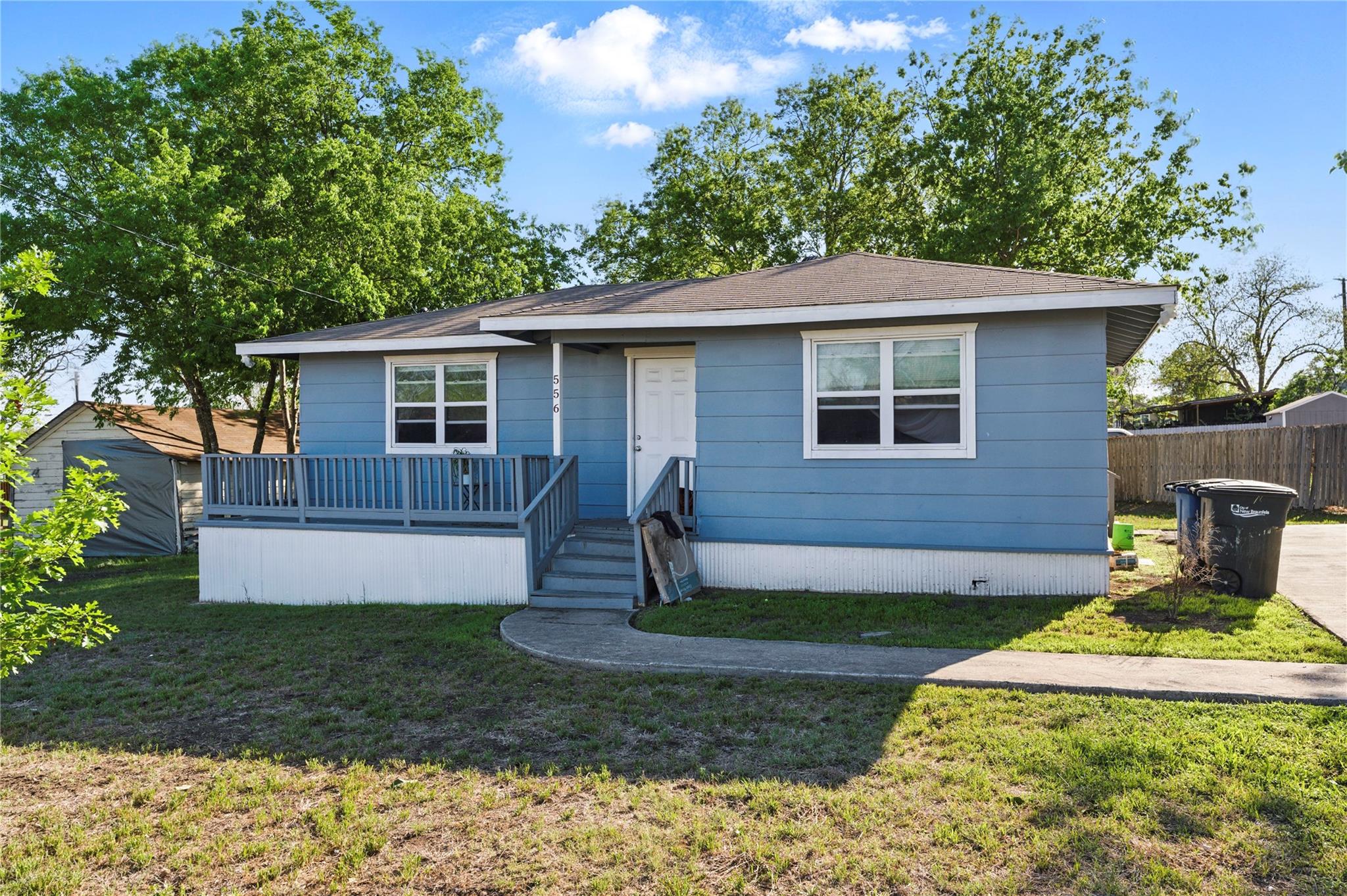 556 Gode Ln, New Braunfels, TX 78130