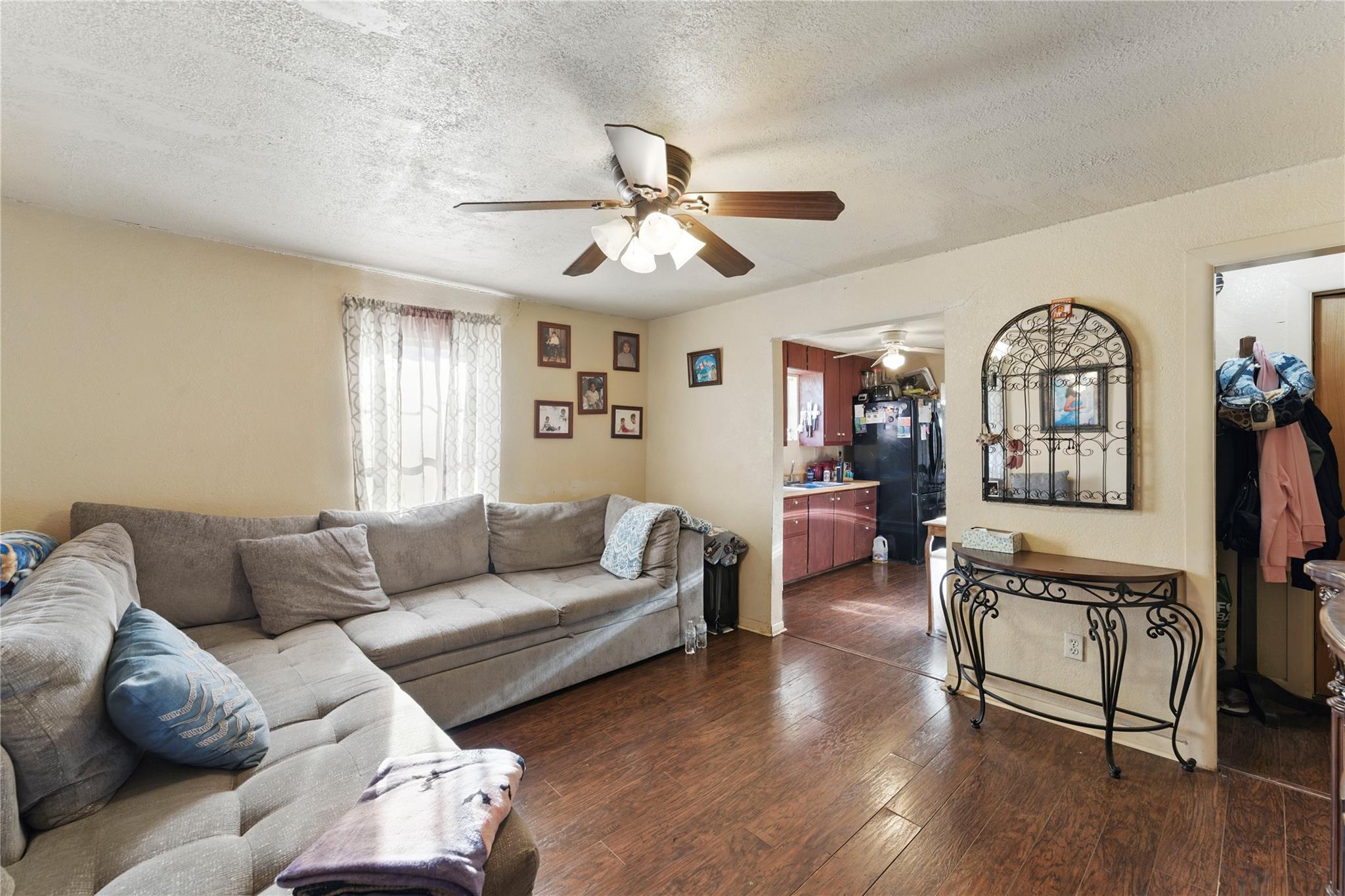 556 Gode Ln, New Braunfels, TX 78130