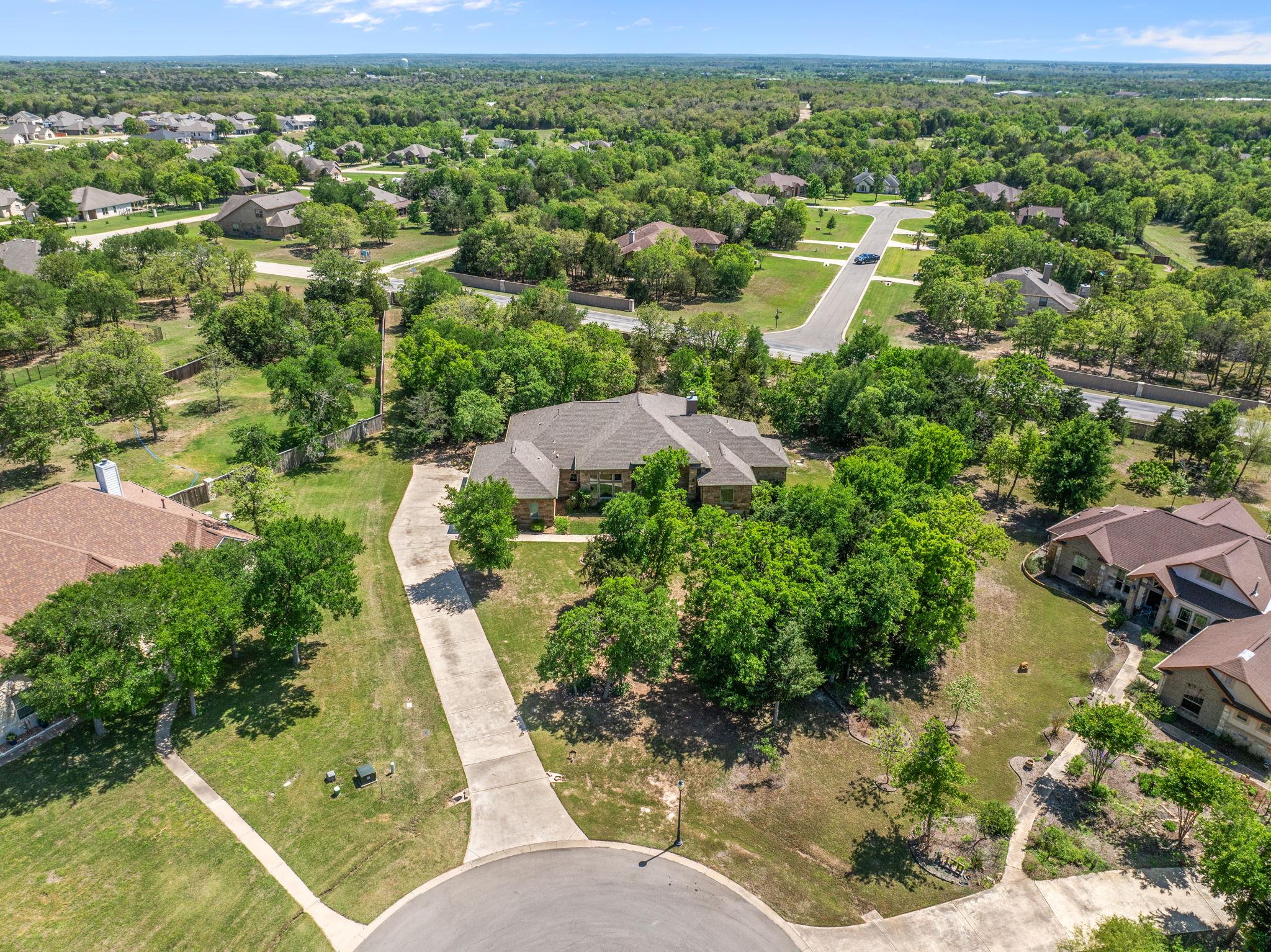 171 Winchester Rd, Bastrop, TX 78602