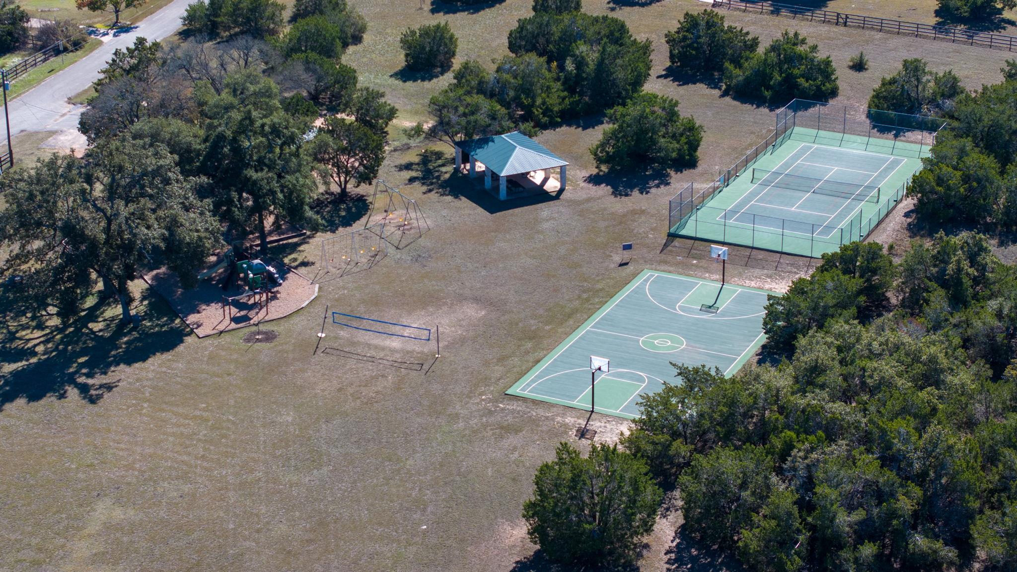 403 Stirrup Dr, Dripping Springs, TX 78620