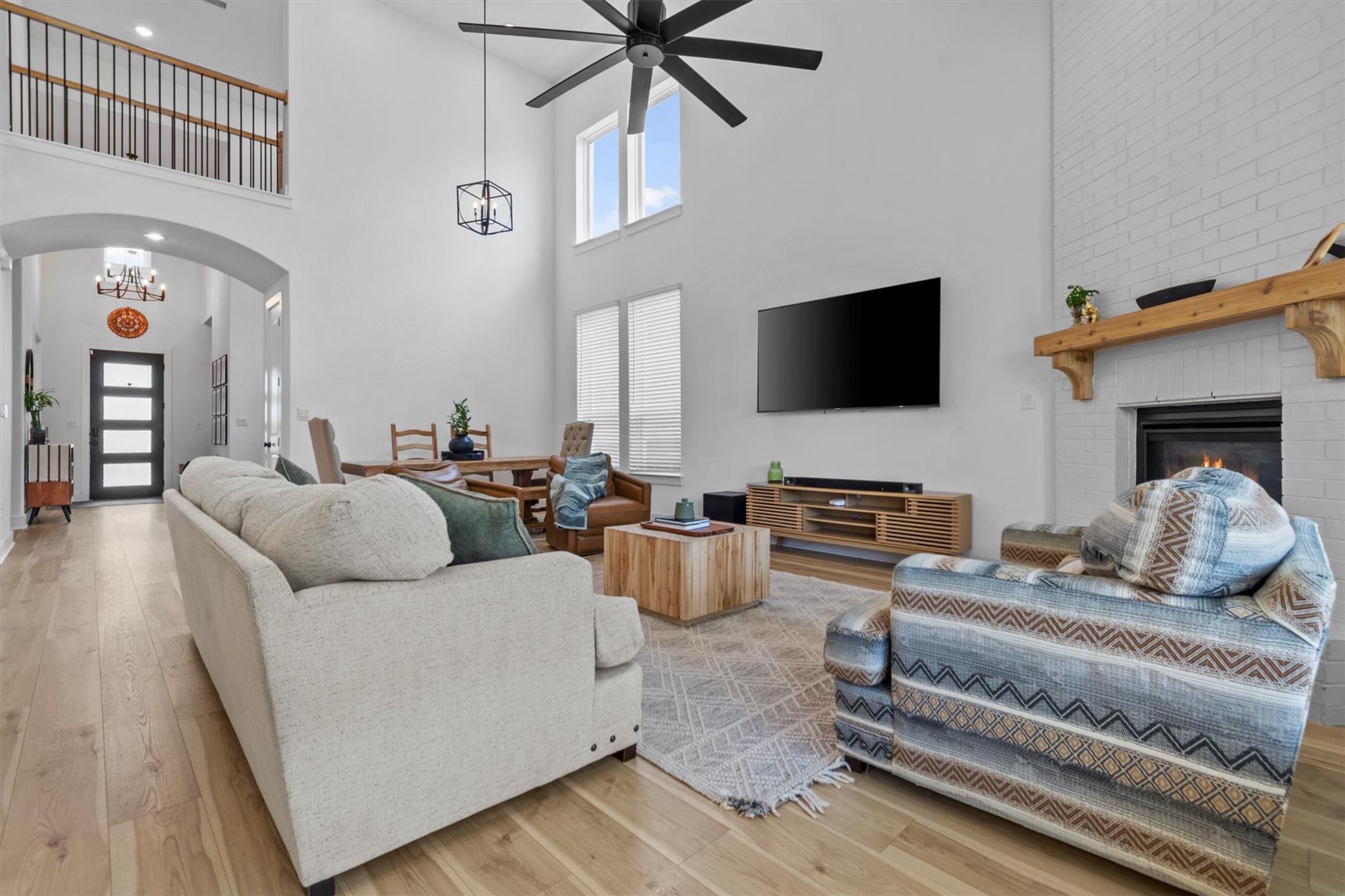 1016 Willie Ranch Way, Leander, TX 78641