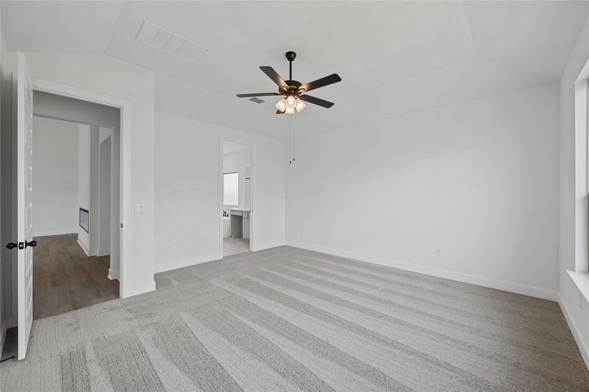 8100 Royal Mint Cv, Lago Vista, TX 78645