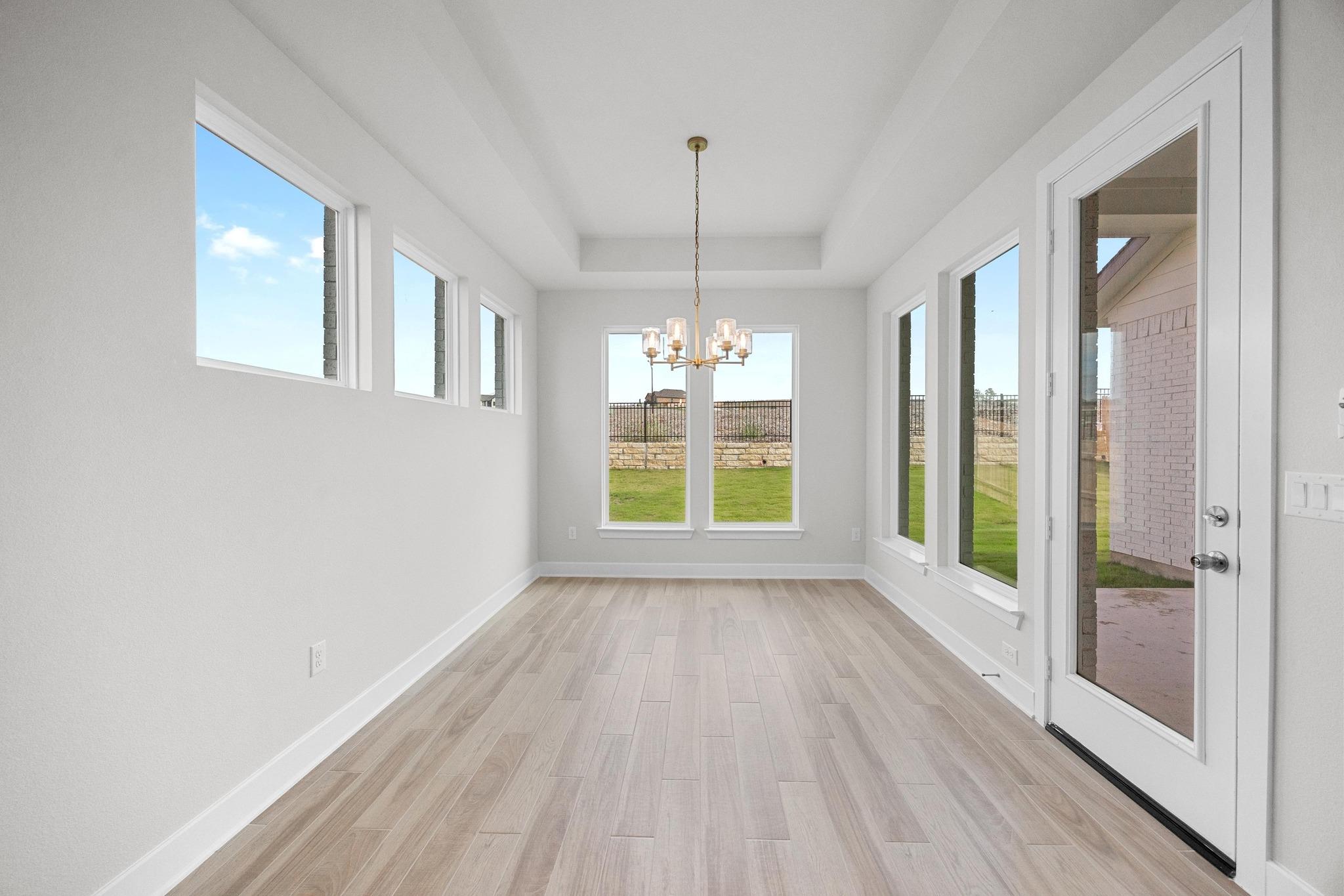 8100 Royal Mint Cv, Lago Vista, TX 78645