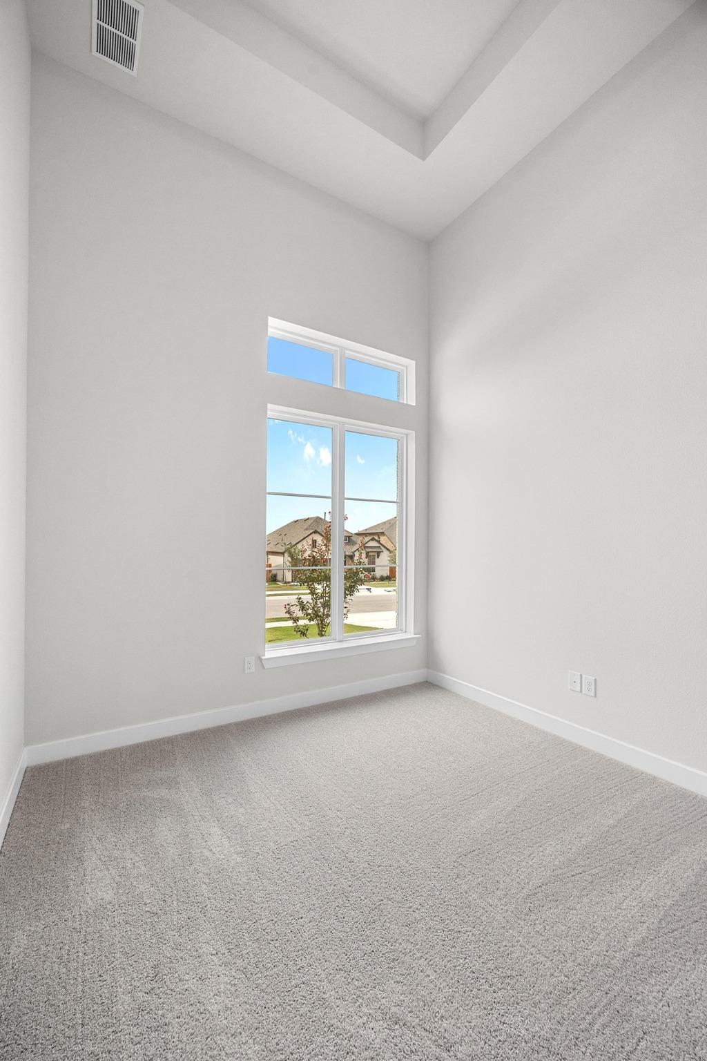 8100 Royal Mint Cv, Lago Vista, TX 78645