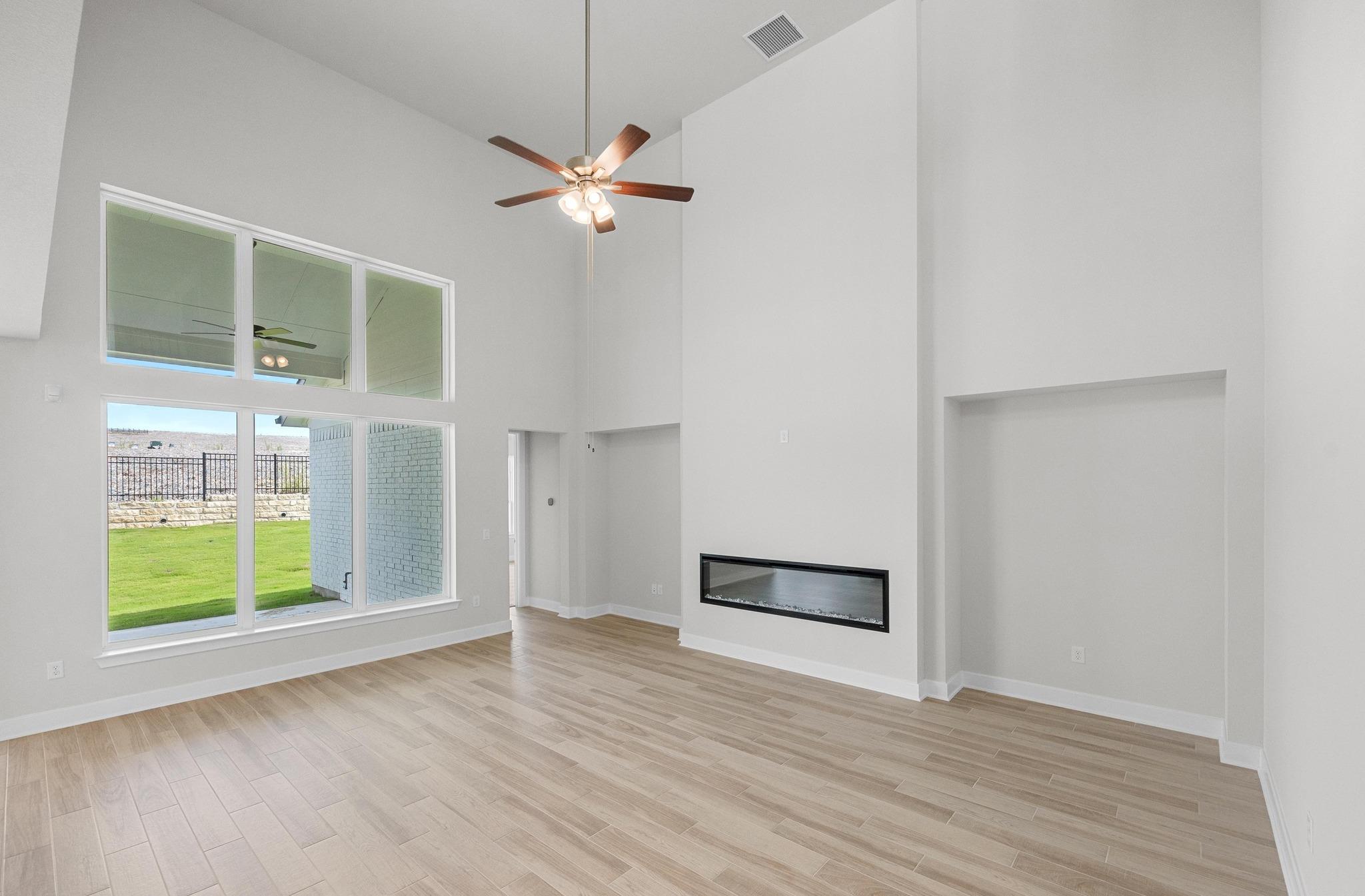 8100 Royal Mint Cv, Lago Vista, TX 78645