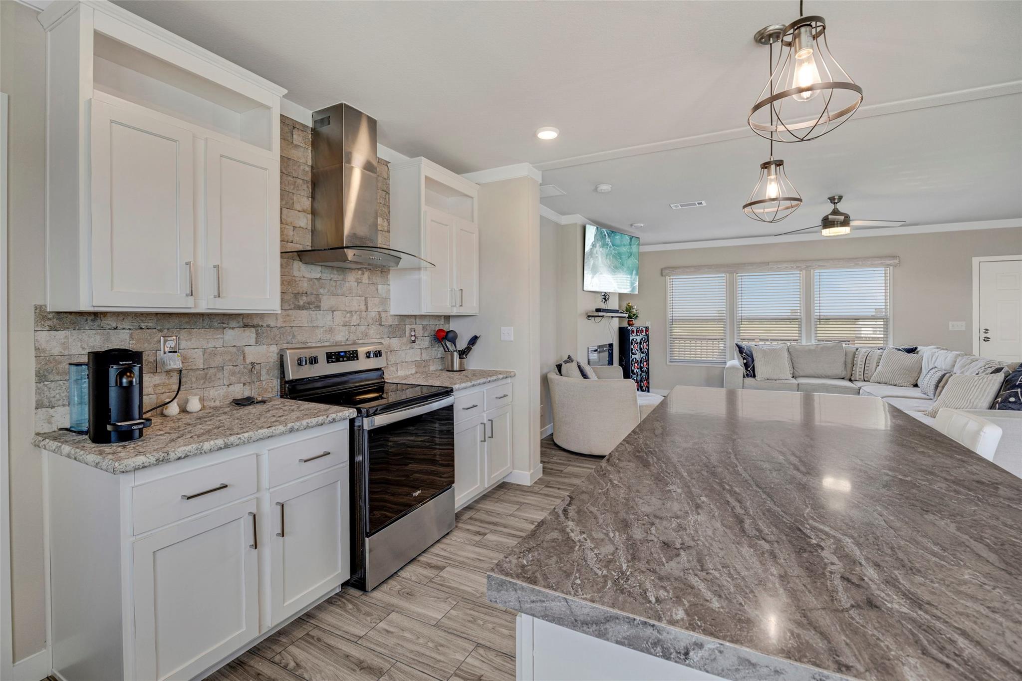 430 County Road 451, Coupland, TX 78615