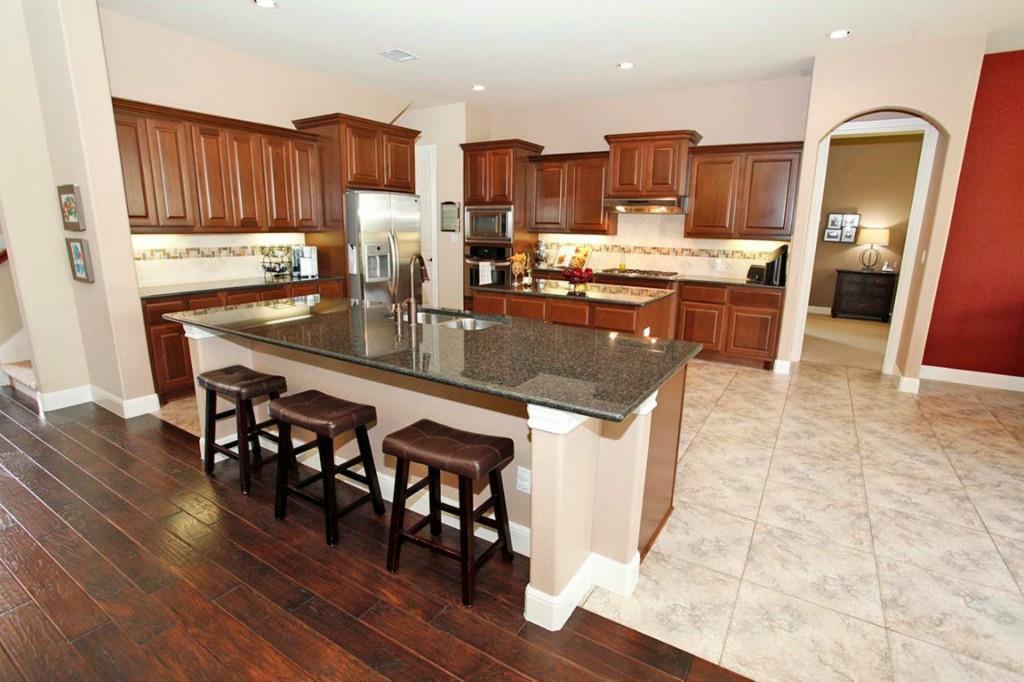 2401 First View, Leander, TX 78641