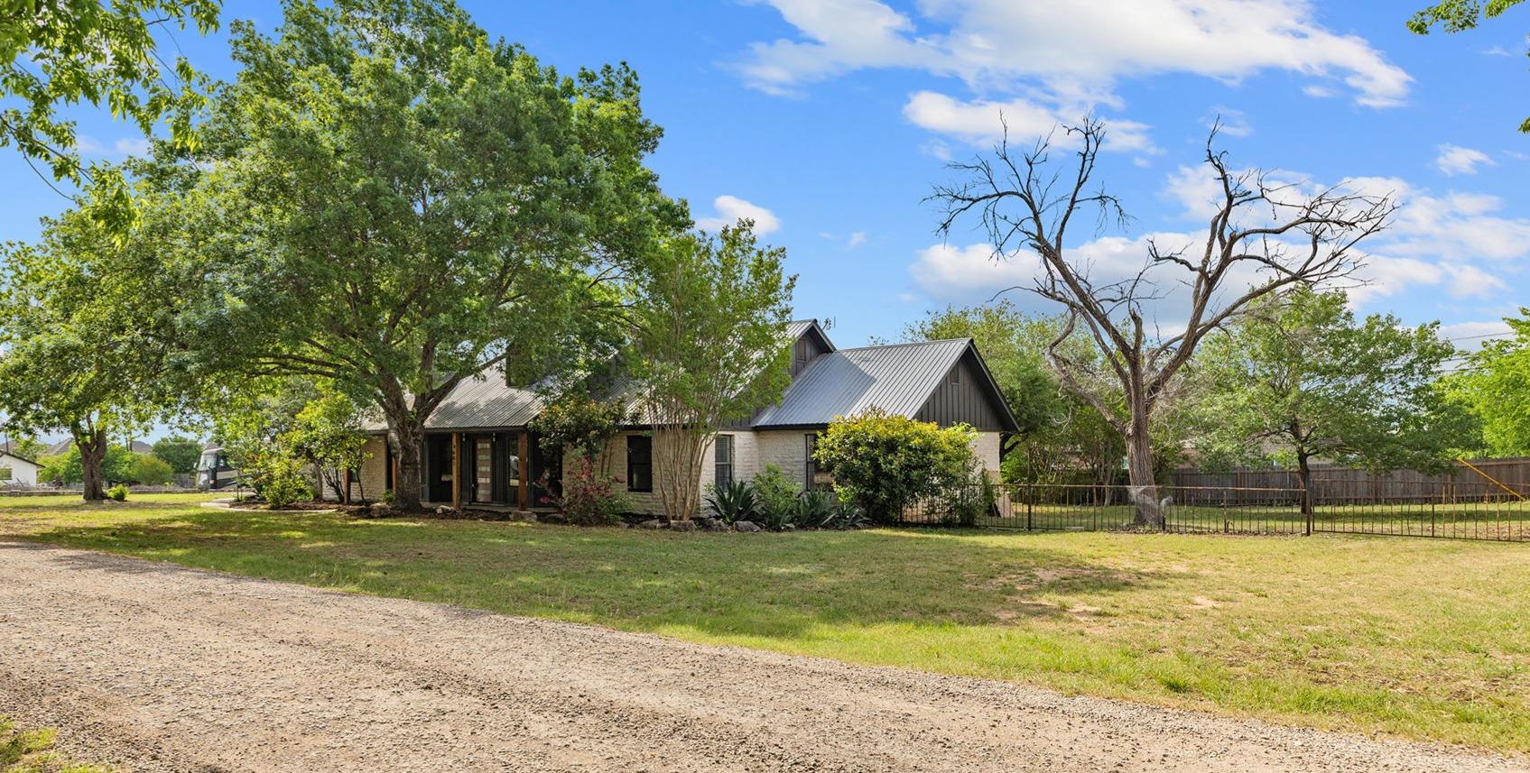 4601 Tiffany Nicole St, Round Rock, TX 78665