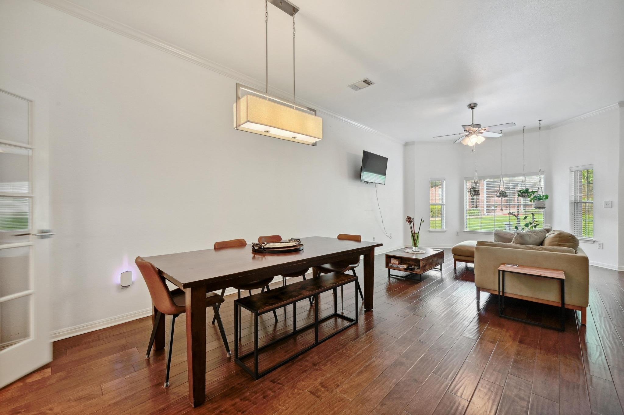 5515 Davis Ln # 32, Austin, TX 78749