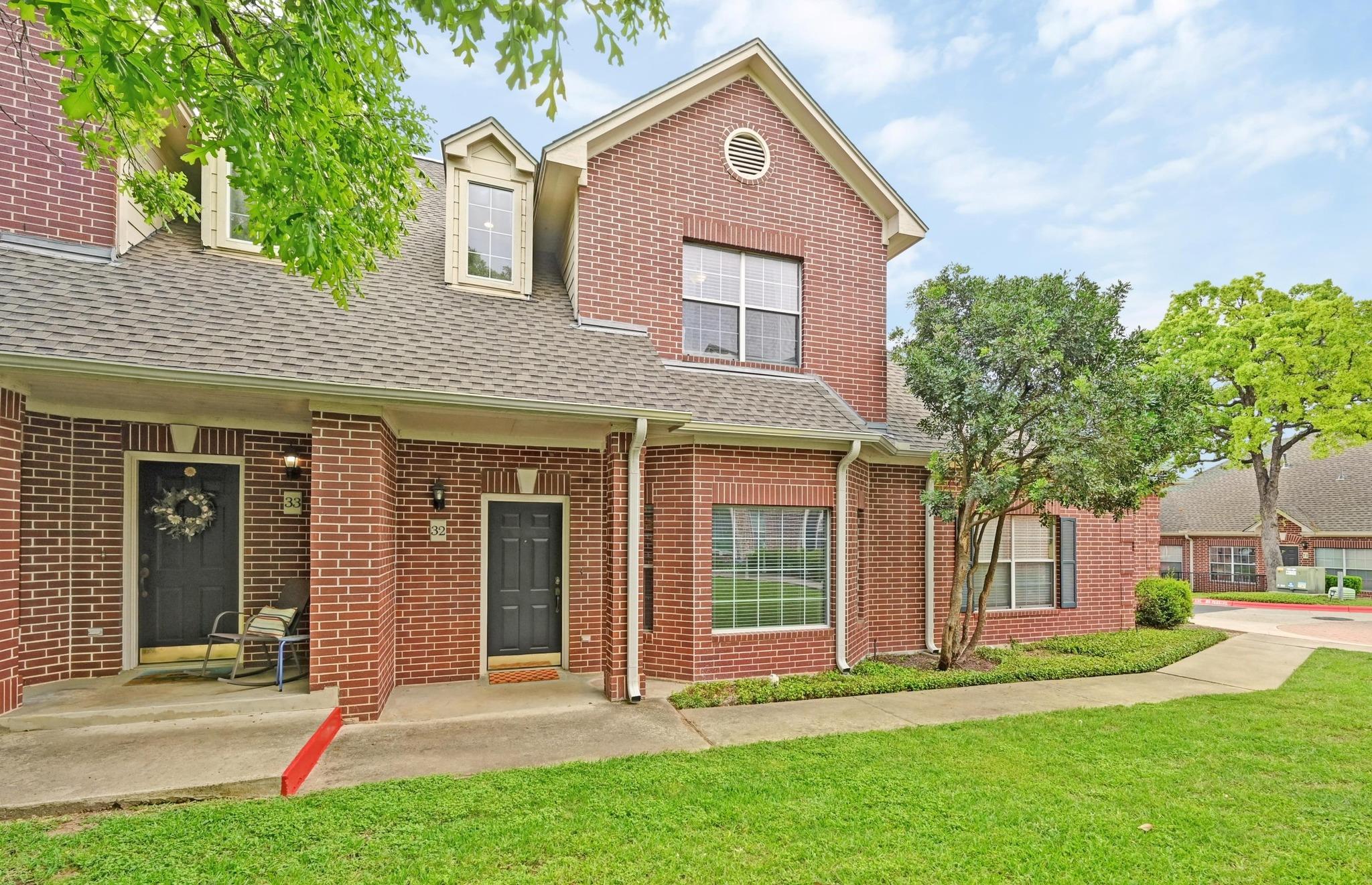 5515 Davis Ln # 32, Austin, TX 78749