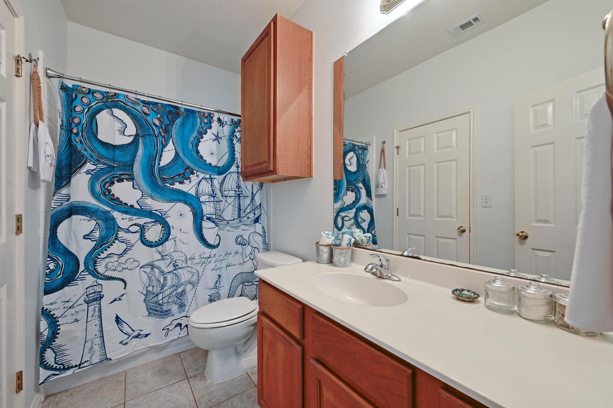 5515 Davis Ln # 32, Austin, TX 78749