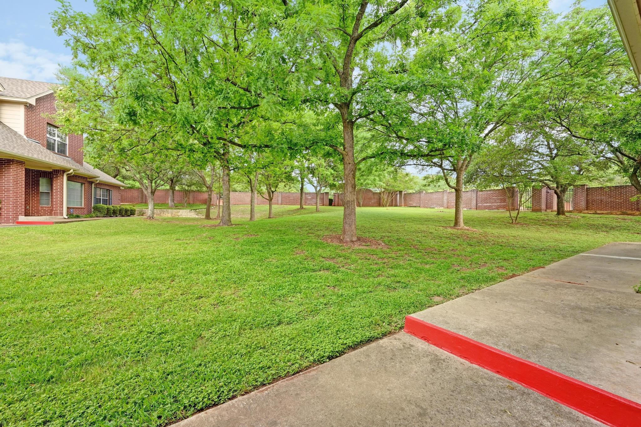 5515 Davis Ln # 32, Austin, TX 78749