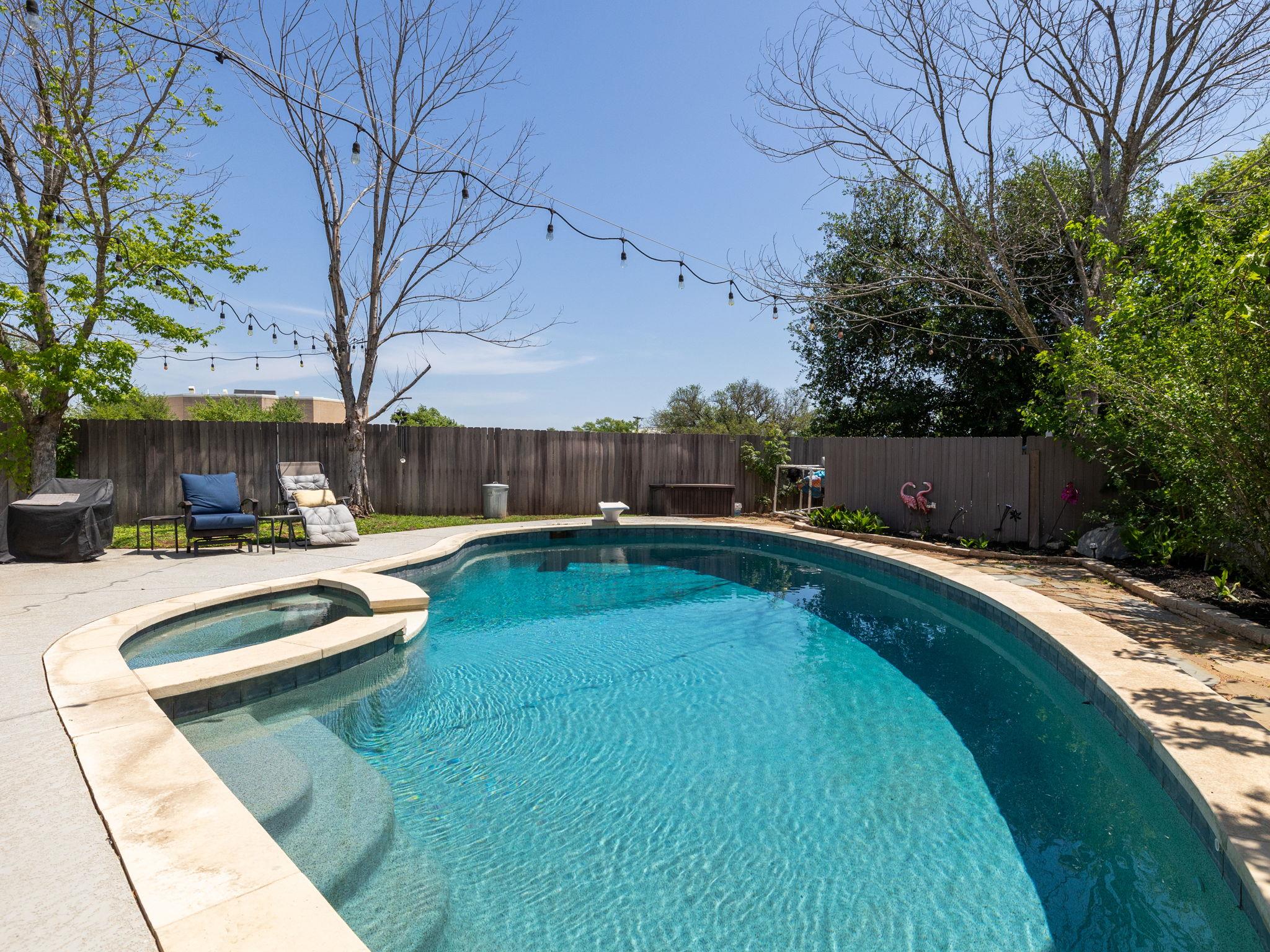 16019 Dark Ln, Austin, TX 78717