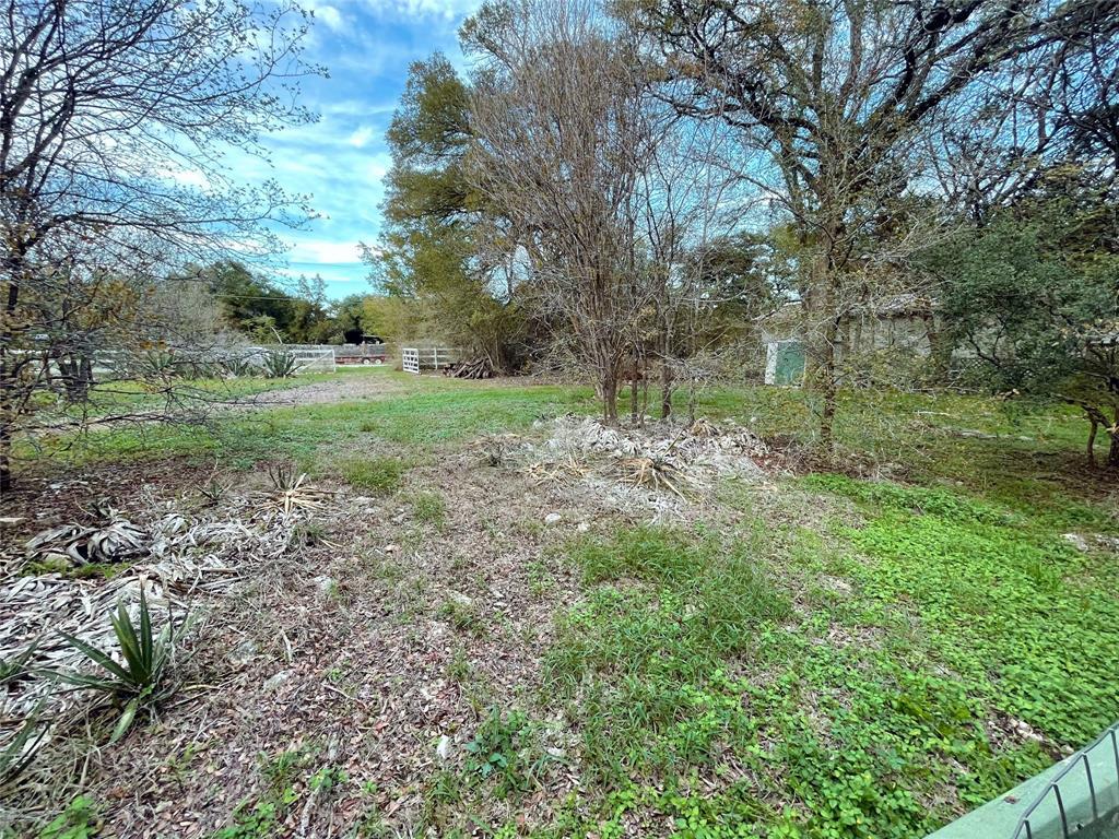 18113 Gregg Bluff Rd, Jonestown, TX 78645