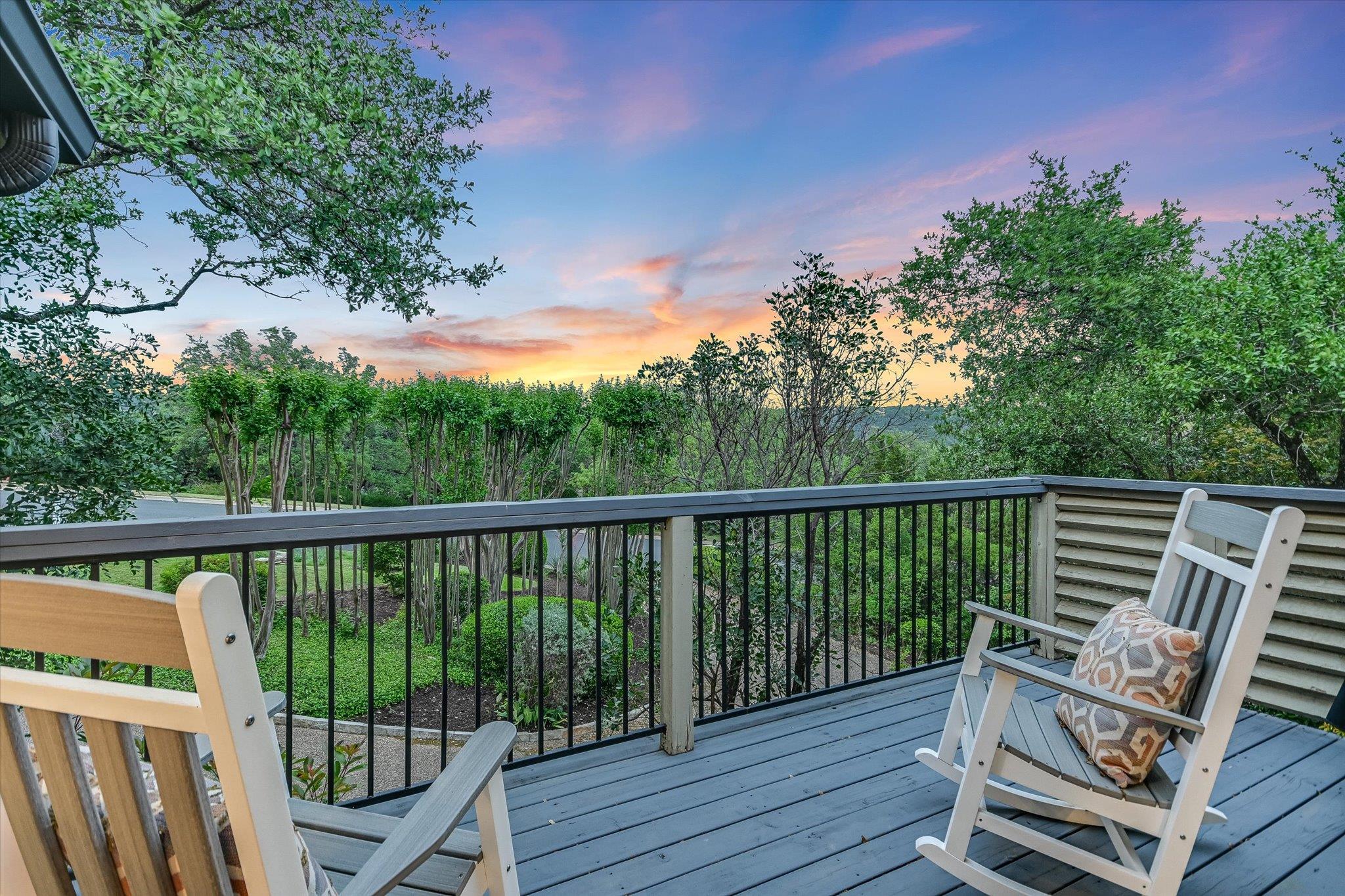 8105 Bell Mountain Dr, Austin, TX 78730