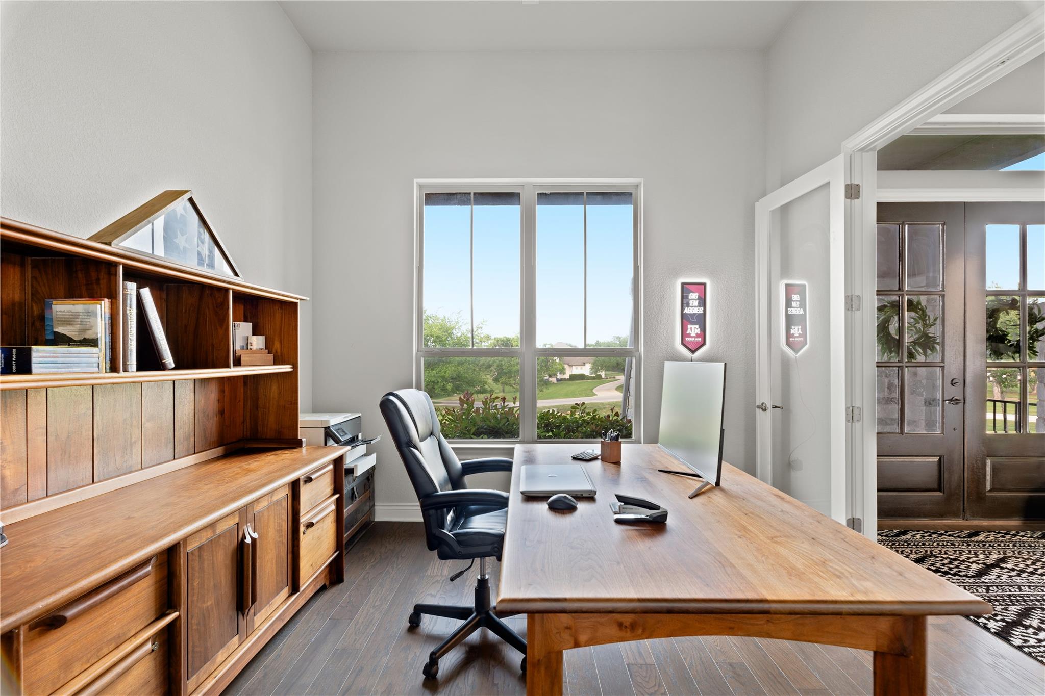 409 Flintlock Dr, Leander, TX 78641
