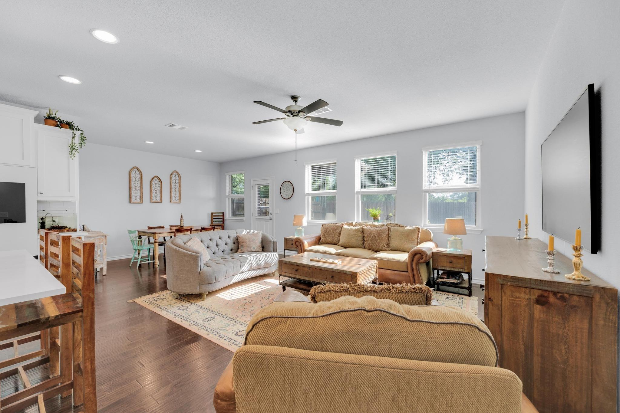 1320 Eagle Ray St, Leander, TX 78641