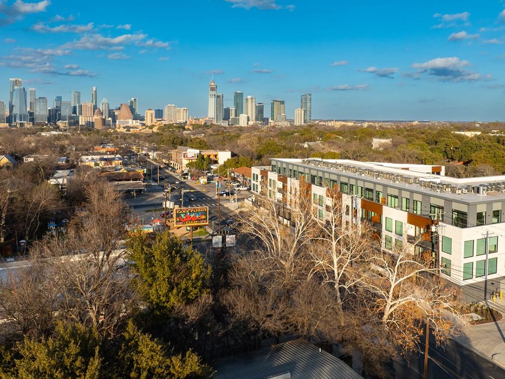 2209 S 1st St # 313, Austin, TX 78704
