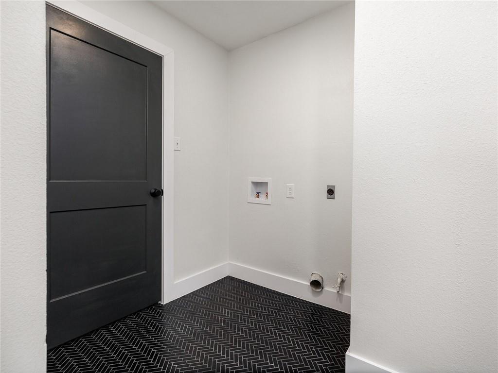 7901 Seminary Ridge Dr, Austin, TX 78745