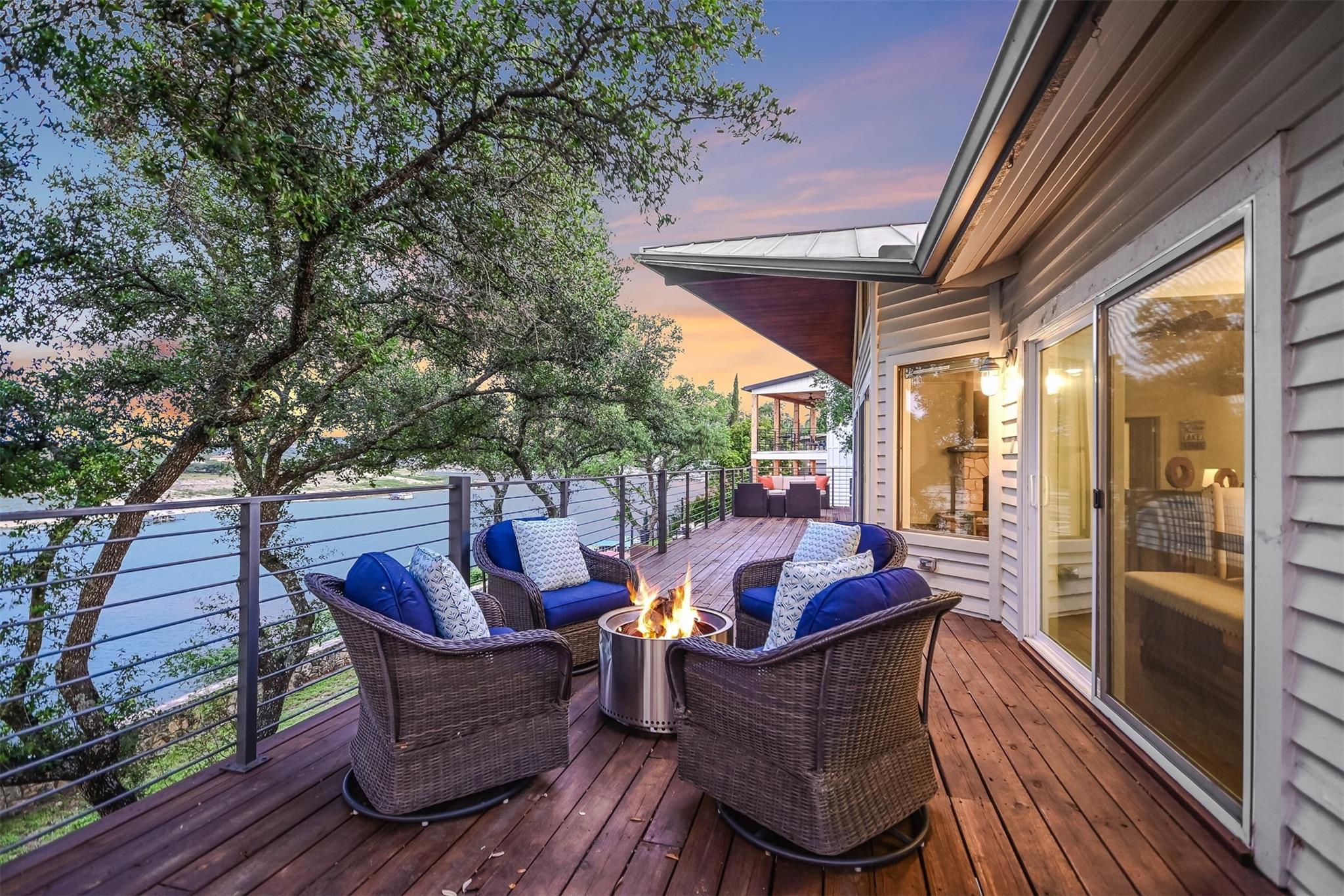 22401 Felicia Dr, Spicewood, TX 78669