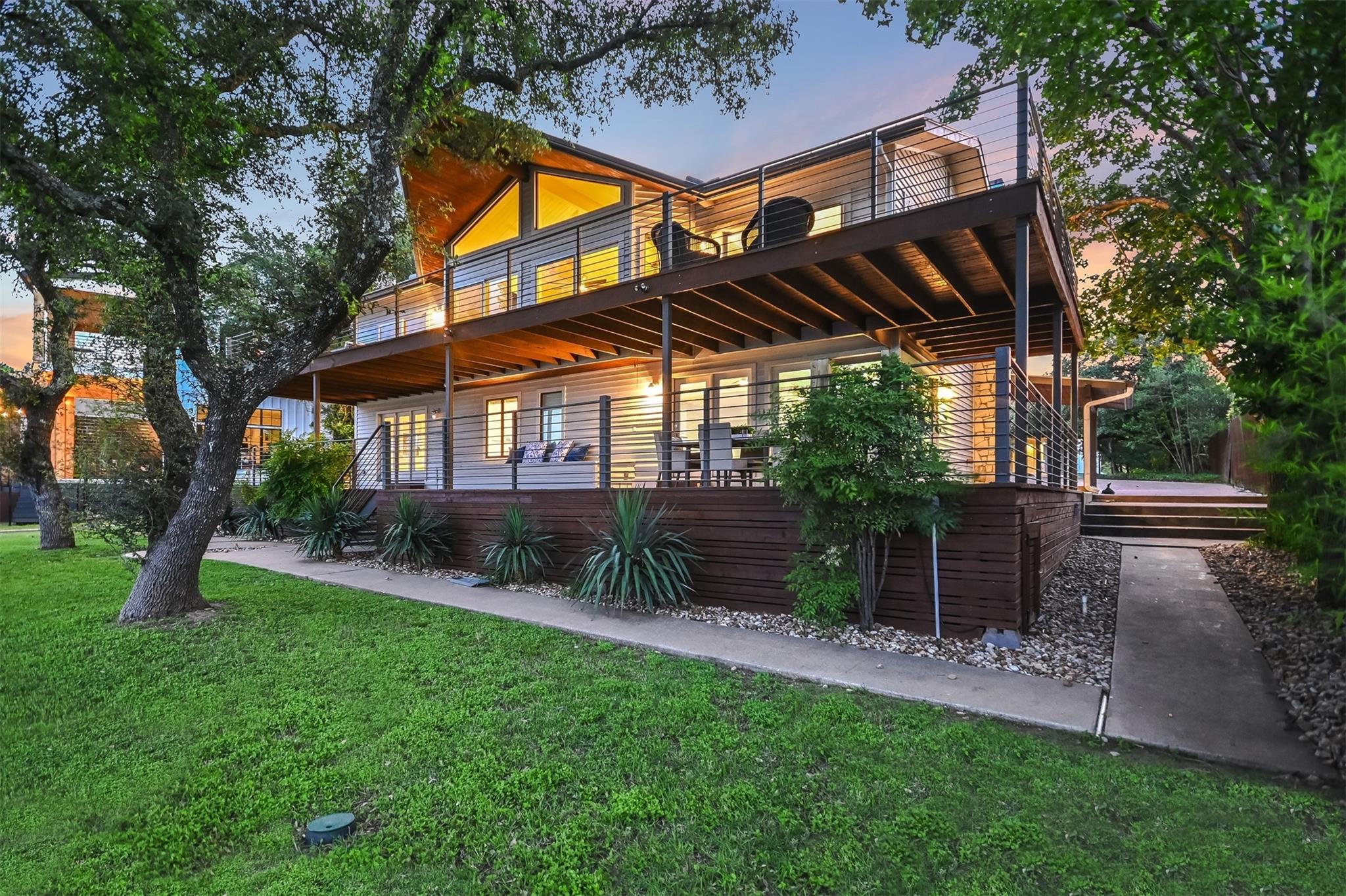 22401 Felicia Dr, Spicewood, TX 78669