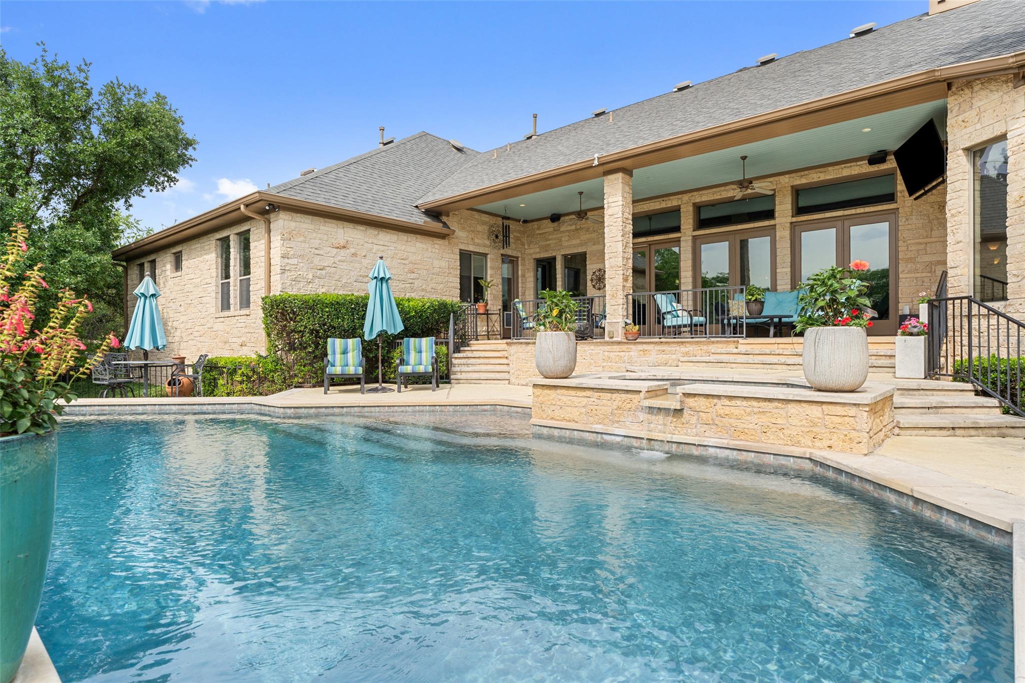 4616 High Gate Dr, Austin, TX 78730