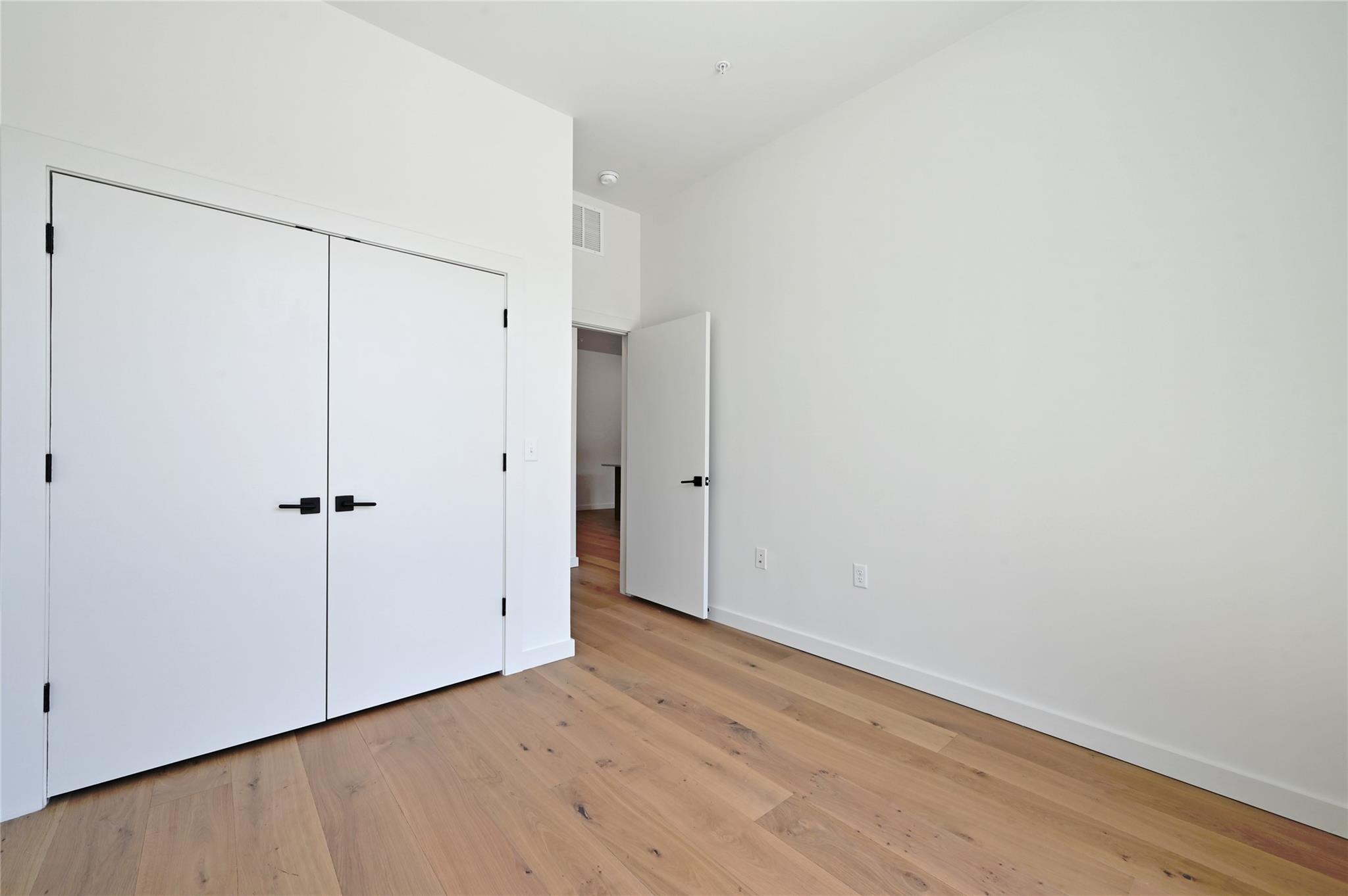 2209 S 1st St # 121, Austin, TX 78704