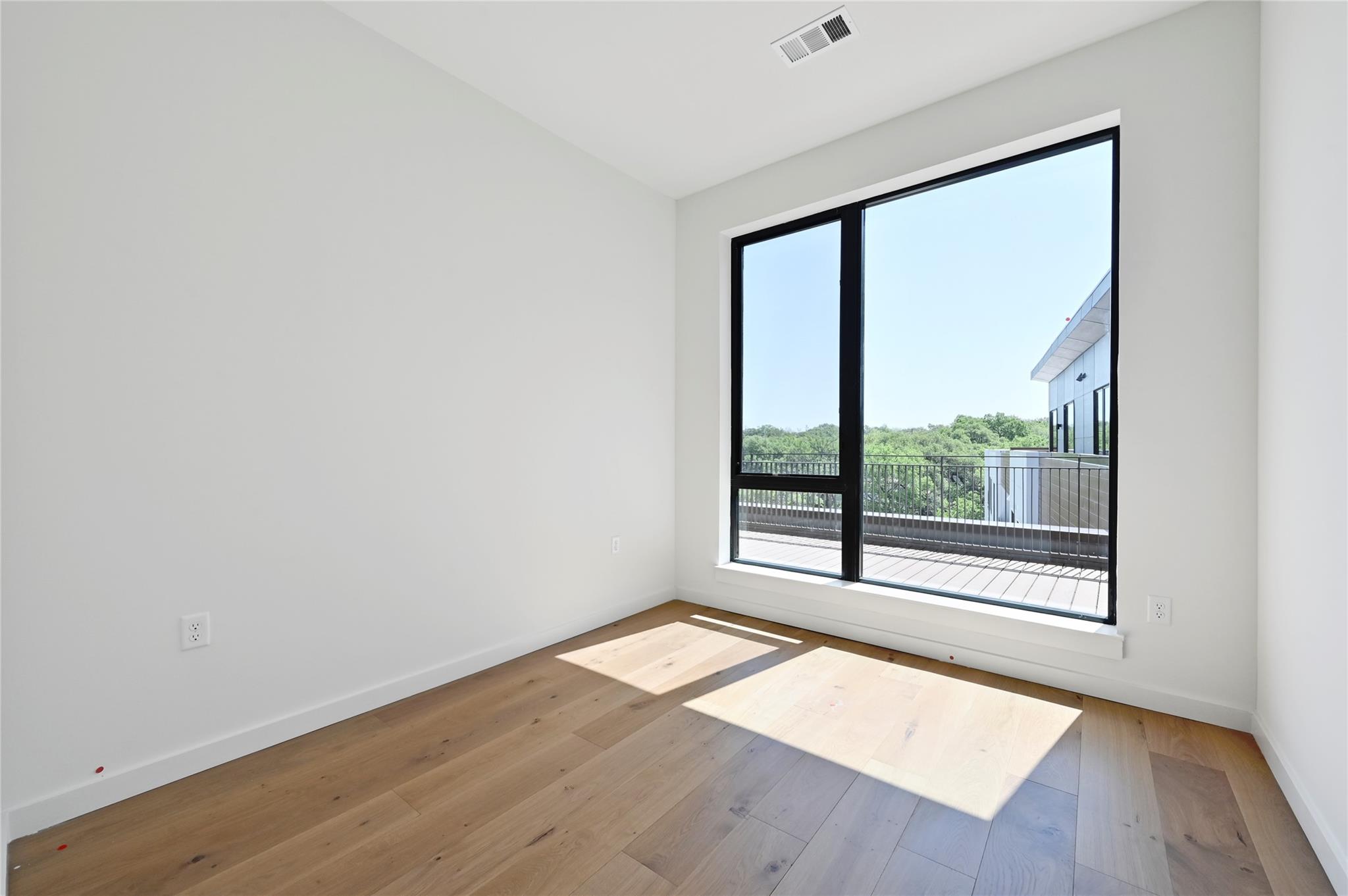2209 S 1st St # 408, Austin, TX 78704