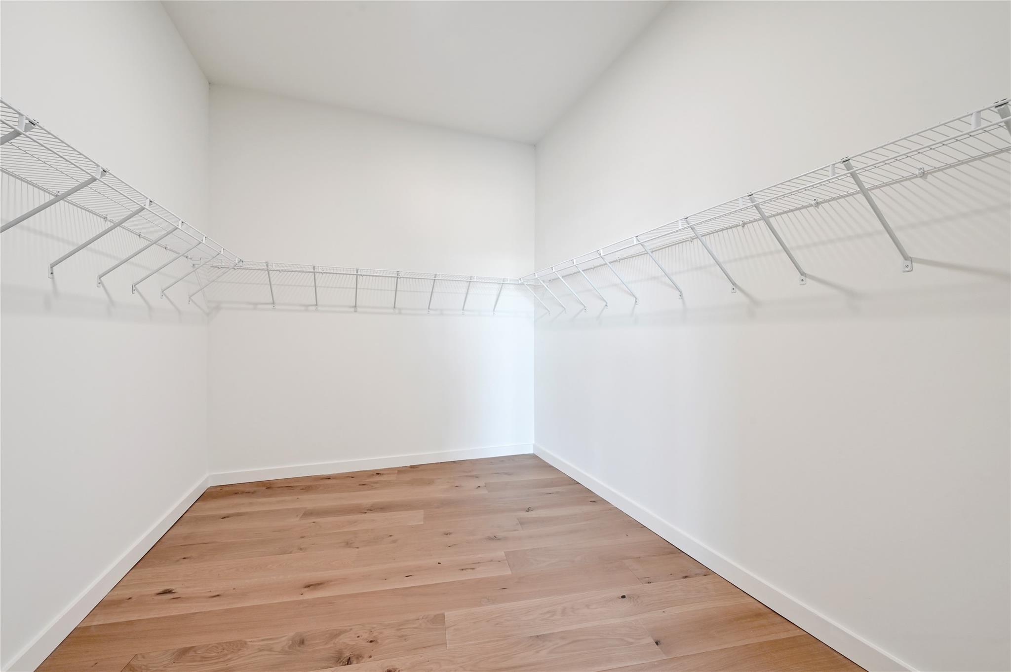 2209 S 1st St # 408, Austin, TX 78704