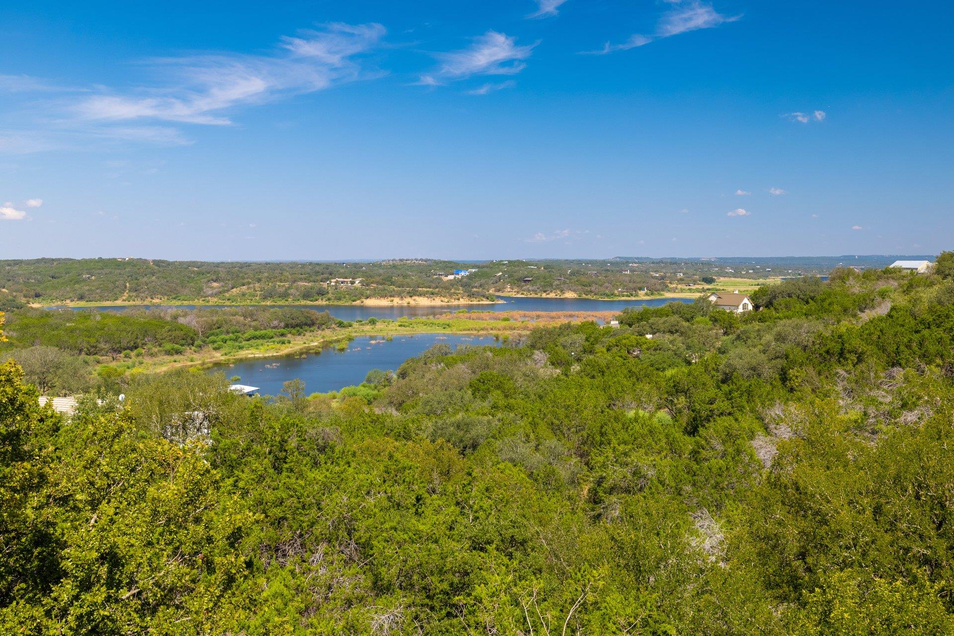 313 Kendall Rd, Spicewood, TX 78669