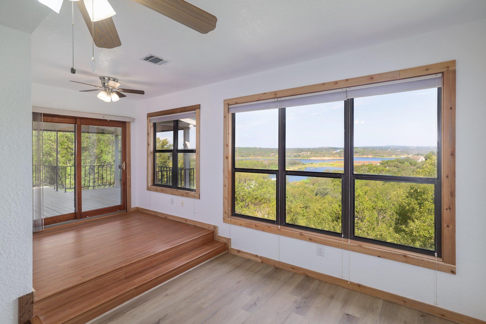 313 Kendall Rd, Spicewood, TX 78669