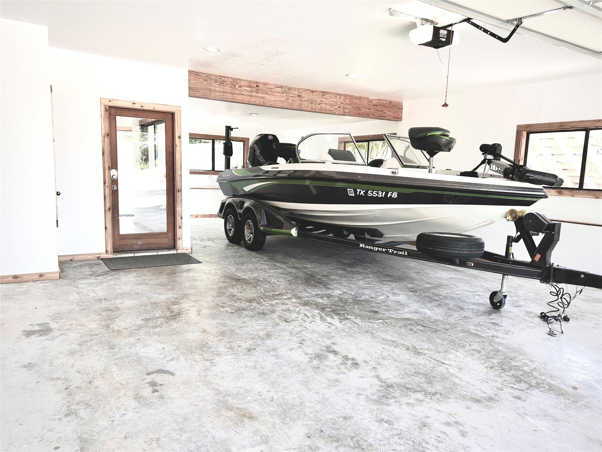 313 Kendall Rd, Spicewood, TX 78669