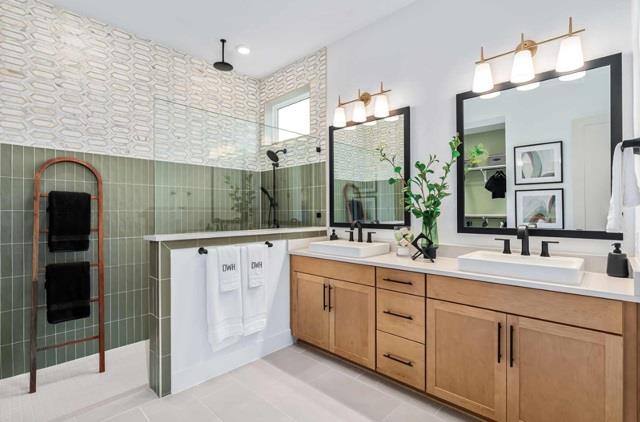 12 W El Camino Real, Wimberley, TX 78676