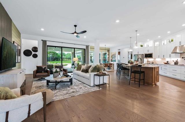 12 W El Camino Real, Wimberley, TX 78676