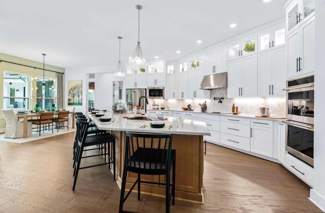 12 W El Camino Real, Wimberley, TX 78676