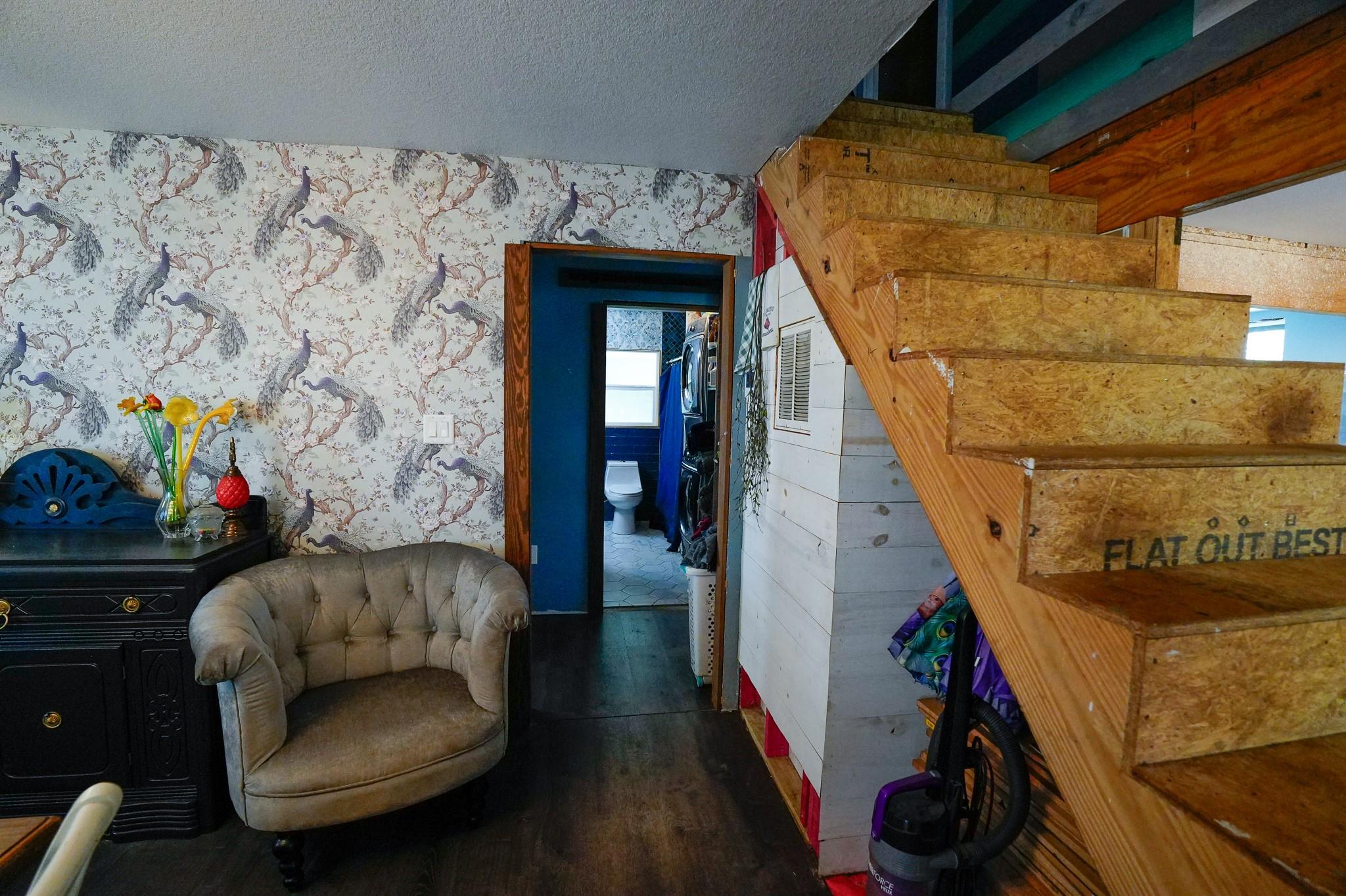 1688 E State Highway 71, La Grange, TX 78945