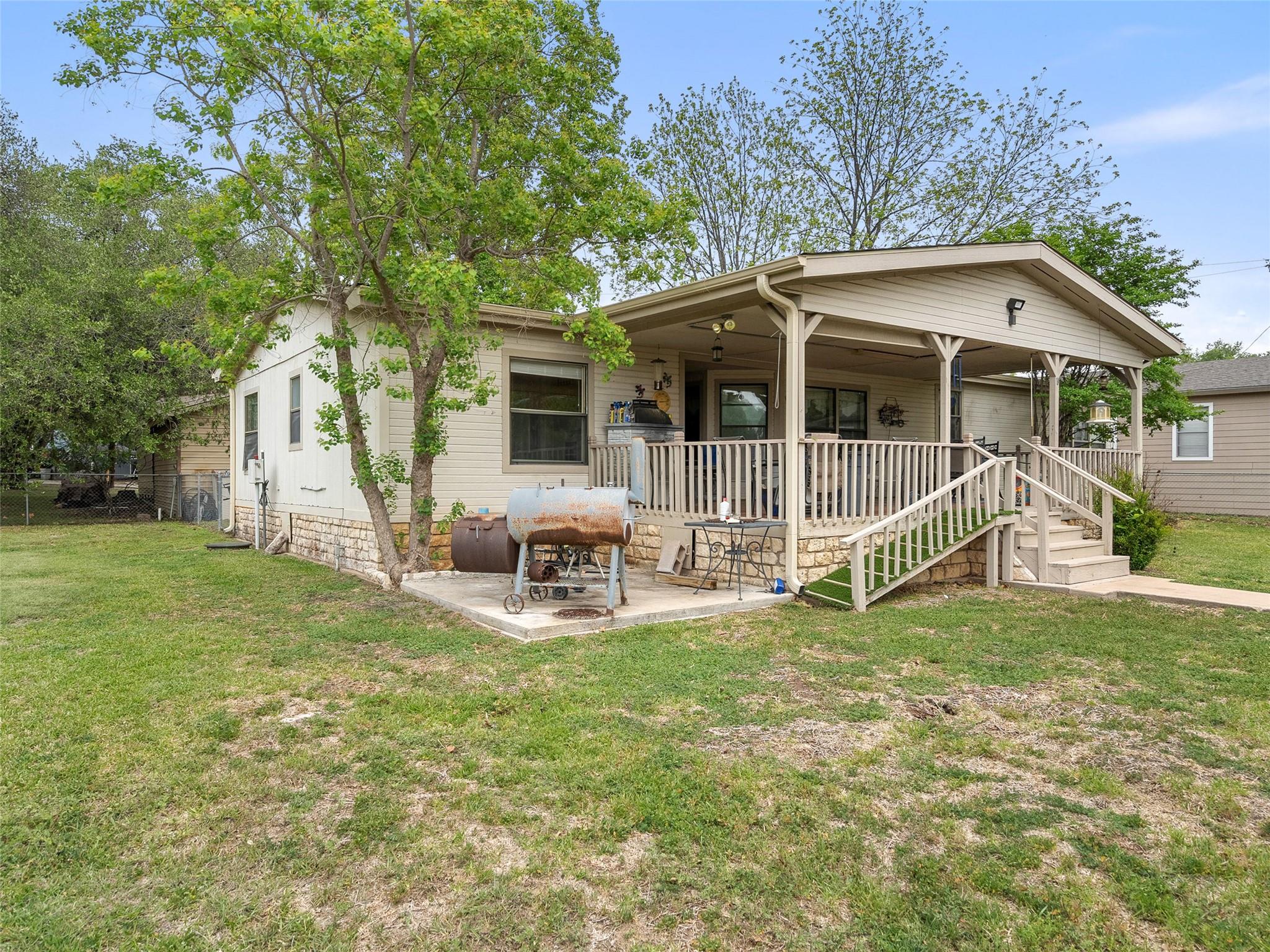 108 County Road 136C, Kingsland, TX 78639