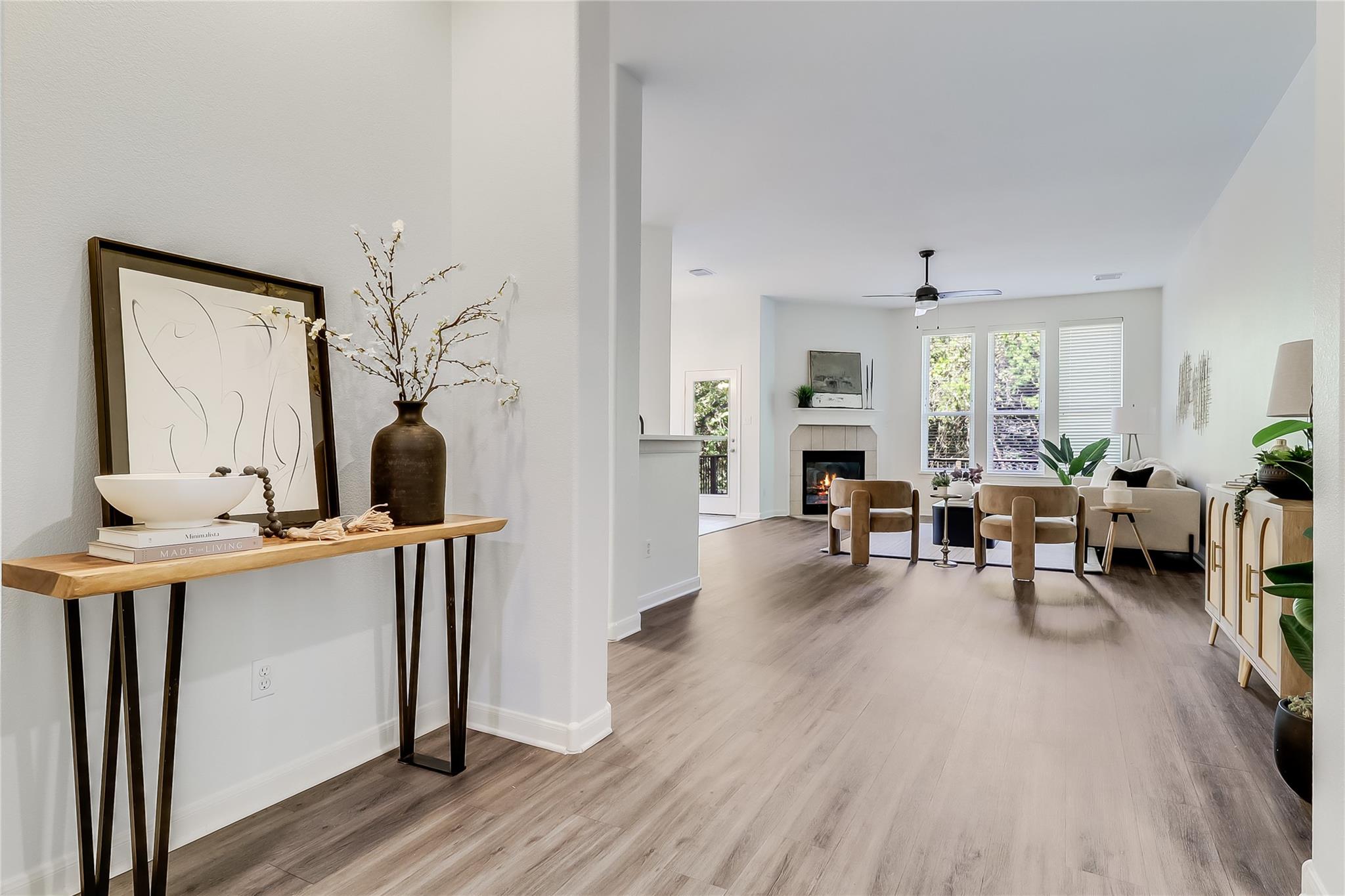 2104 Westfalian Trl, Austin, TX 78732