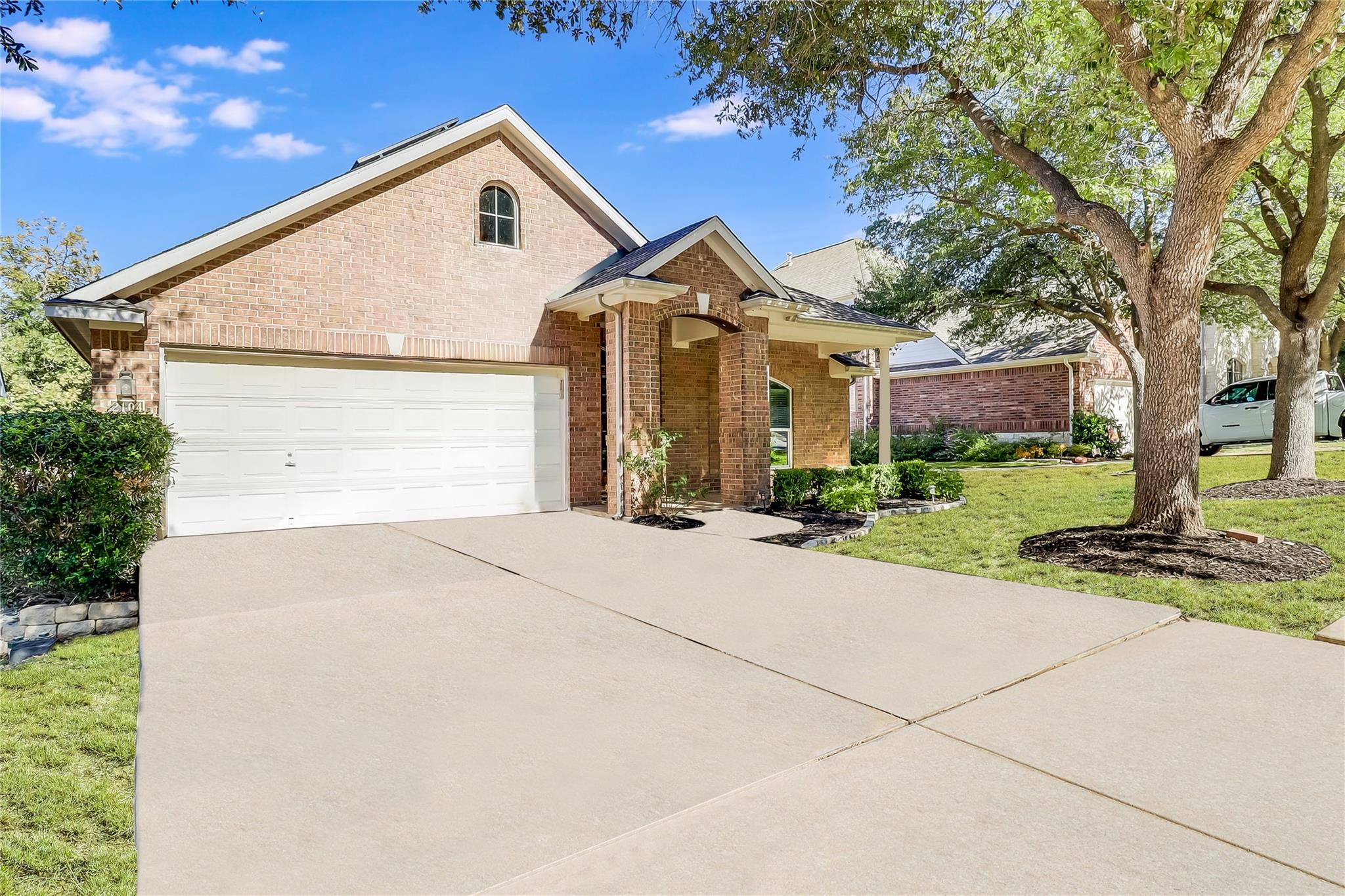 2104 Westfalian Trl, Austin, TX 78732