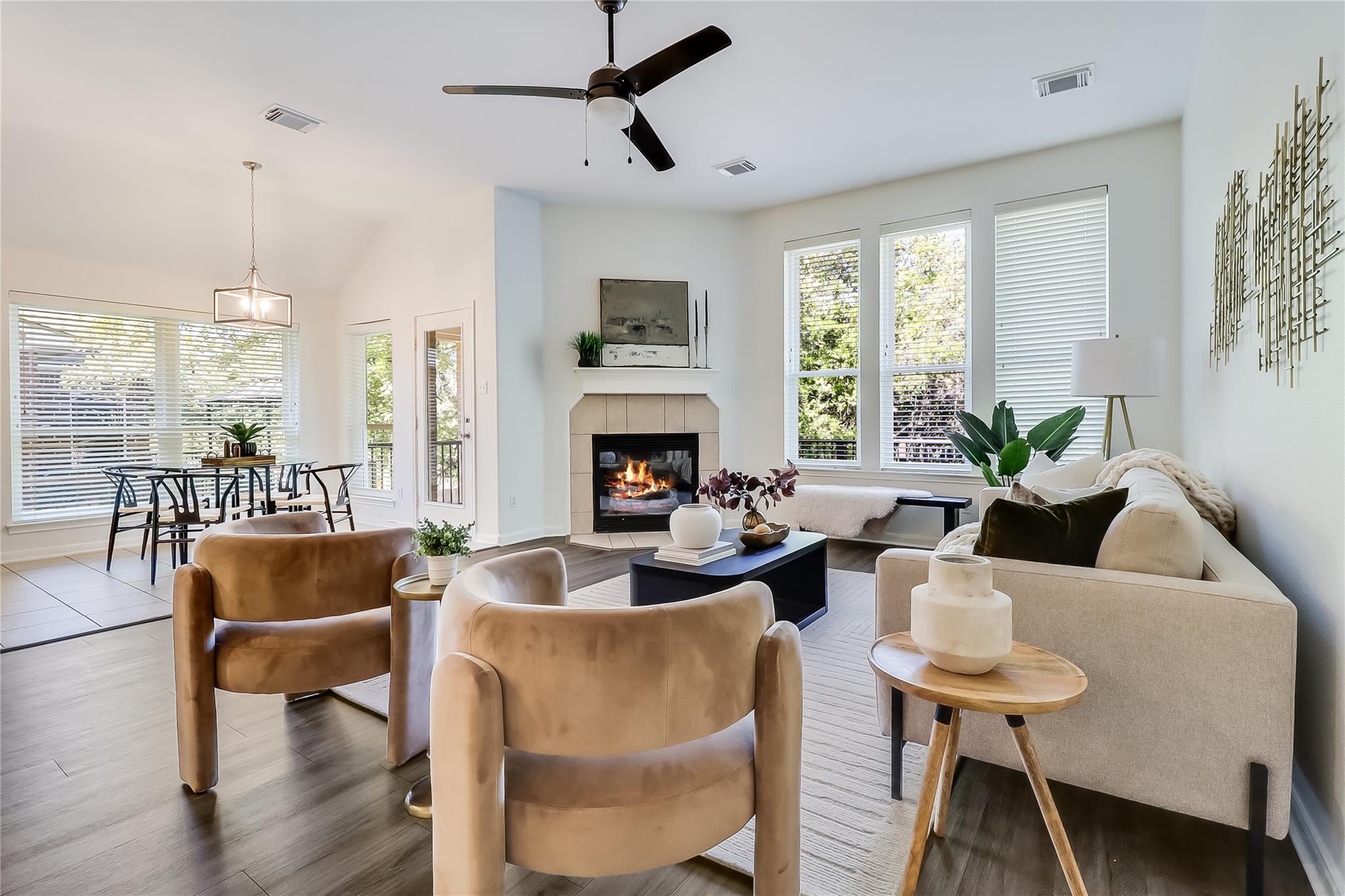 2104 Westfalian Trl, Austin, TX 78732