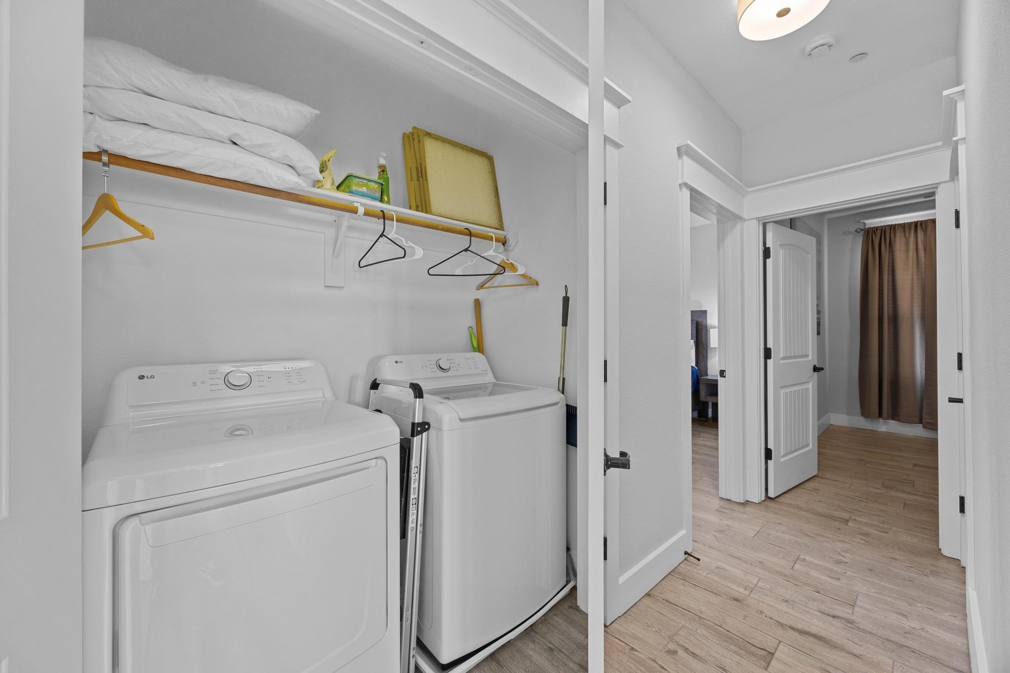 17708 Maritime Point Dr # 301, Jonestown, TX 78645