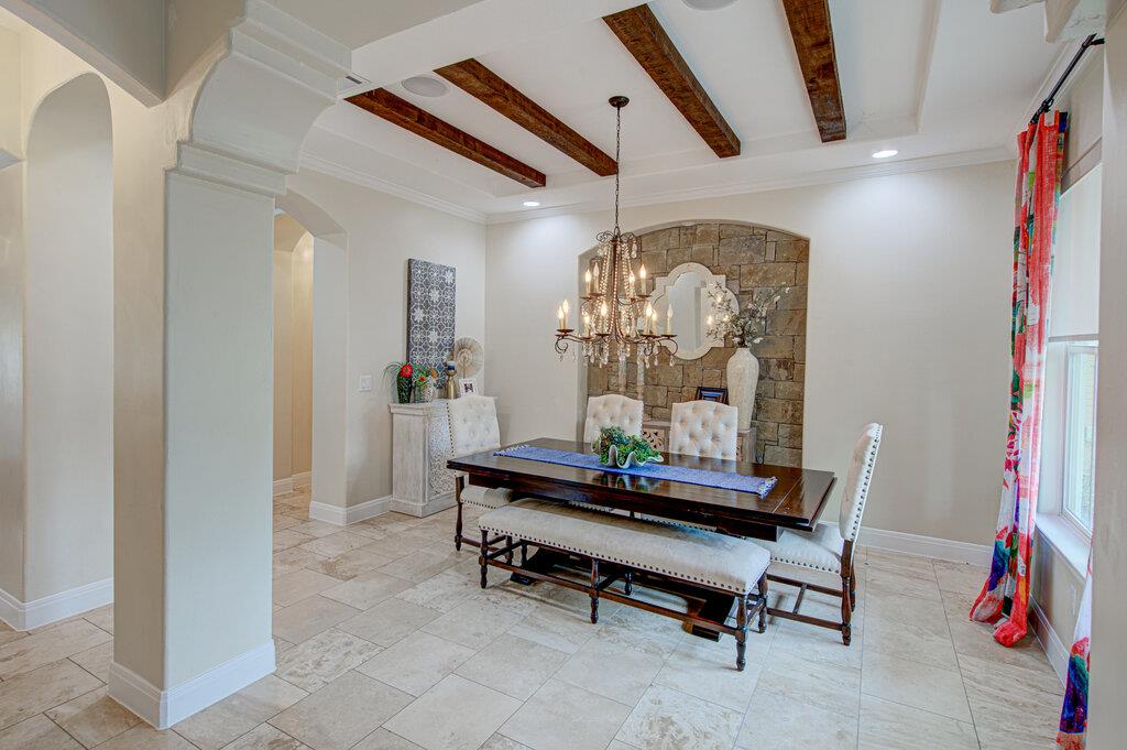 1903 RED FOX Rd, Austin, TX 78734