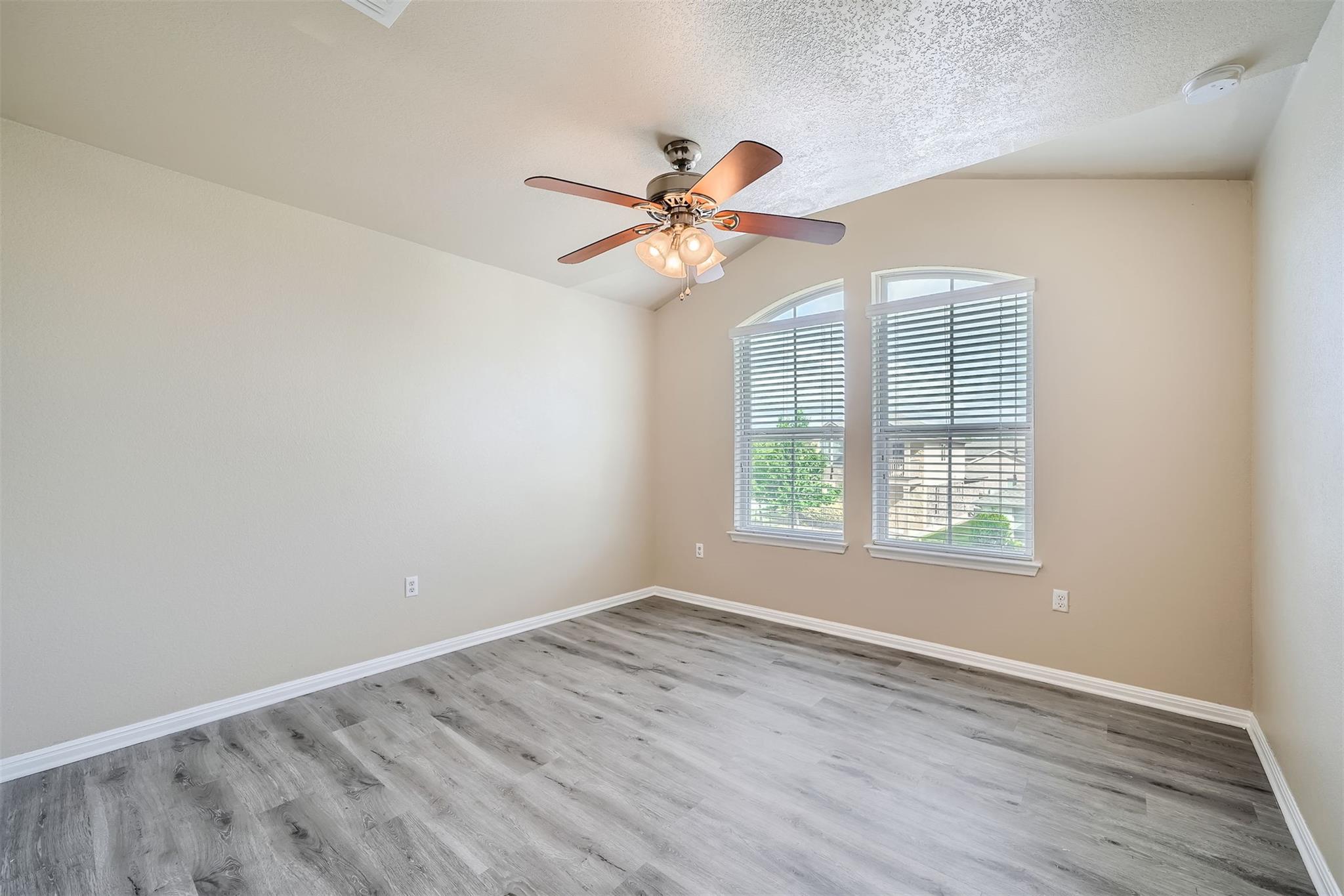 1432 Blake St, Leander, TX 78641