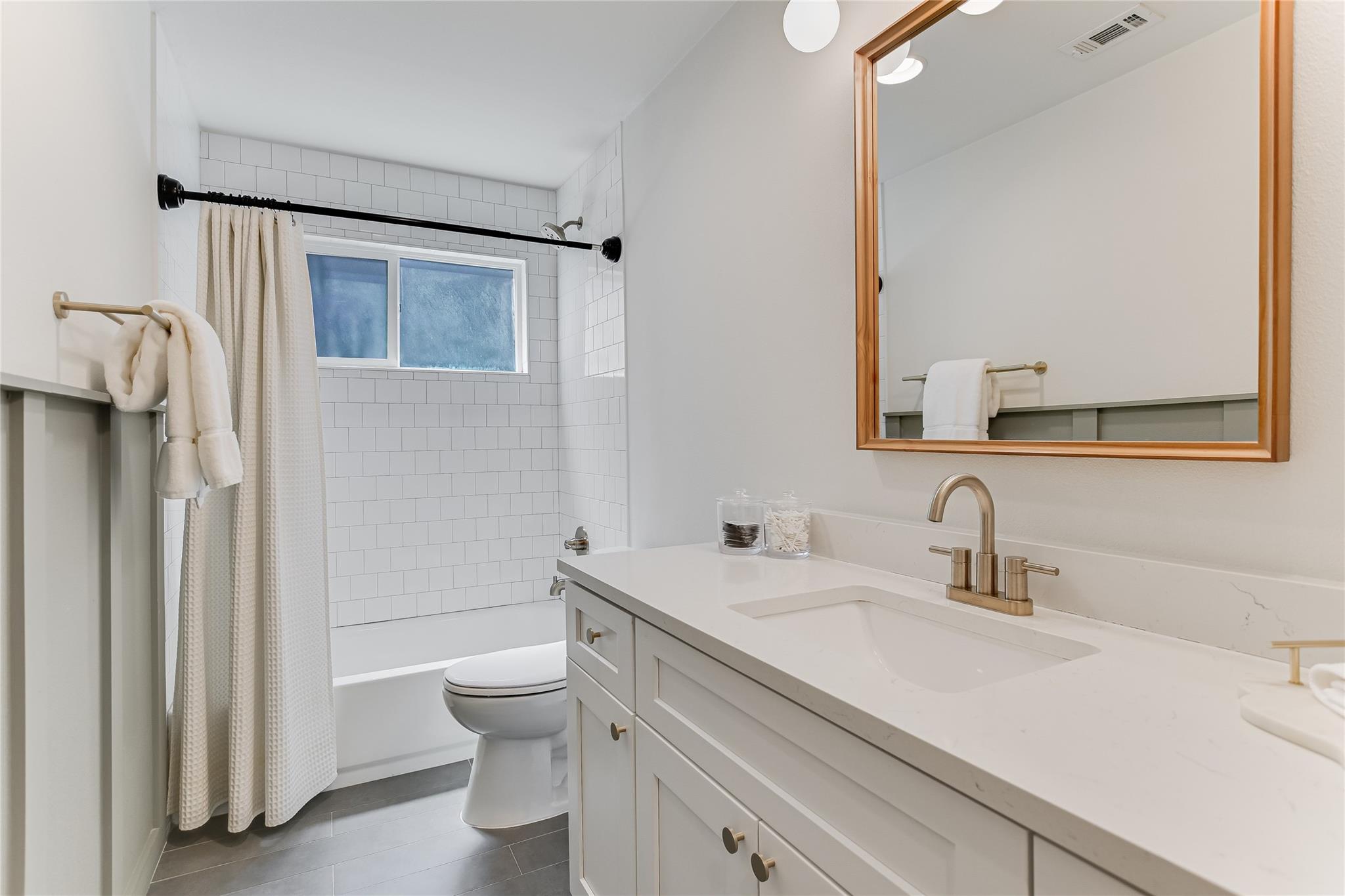 3311 Harpers Ferry Ln, Austin, TX 78745
