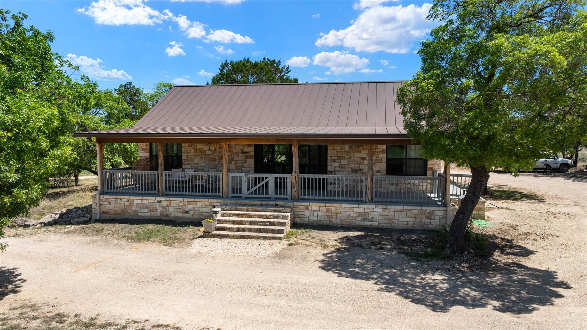 728 Upper Moffett Rd, Medina, TX 78055
