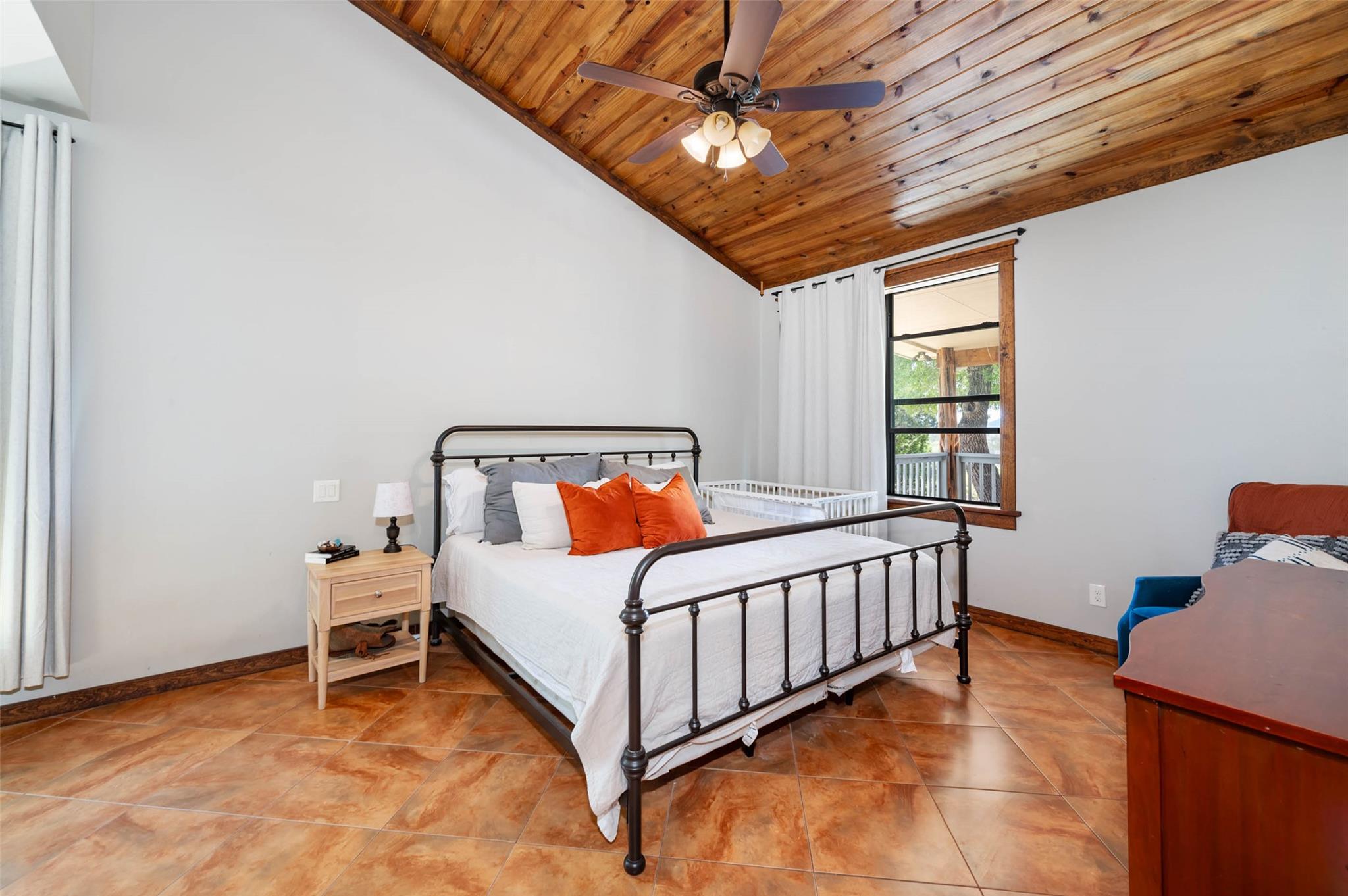728 Upper Moffett Rd, Medina, TX 78055