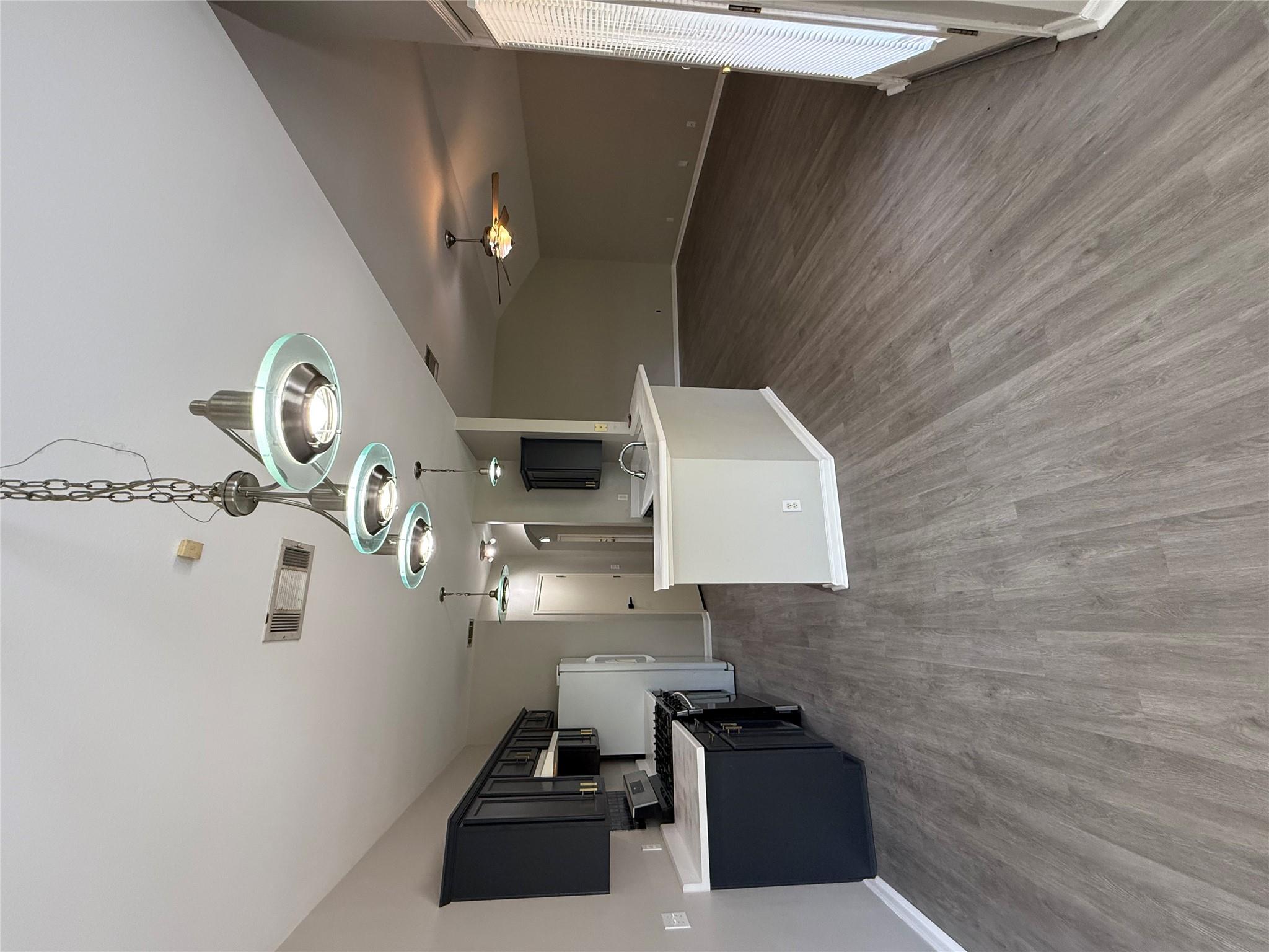 812 Lantana Ln, Leander, TX 78641