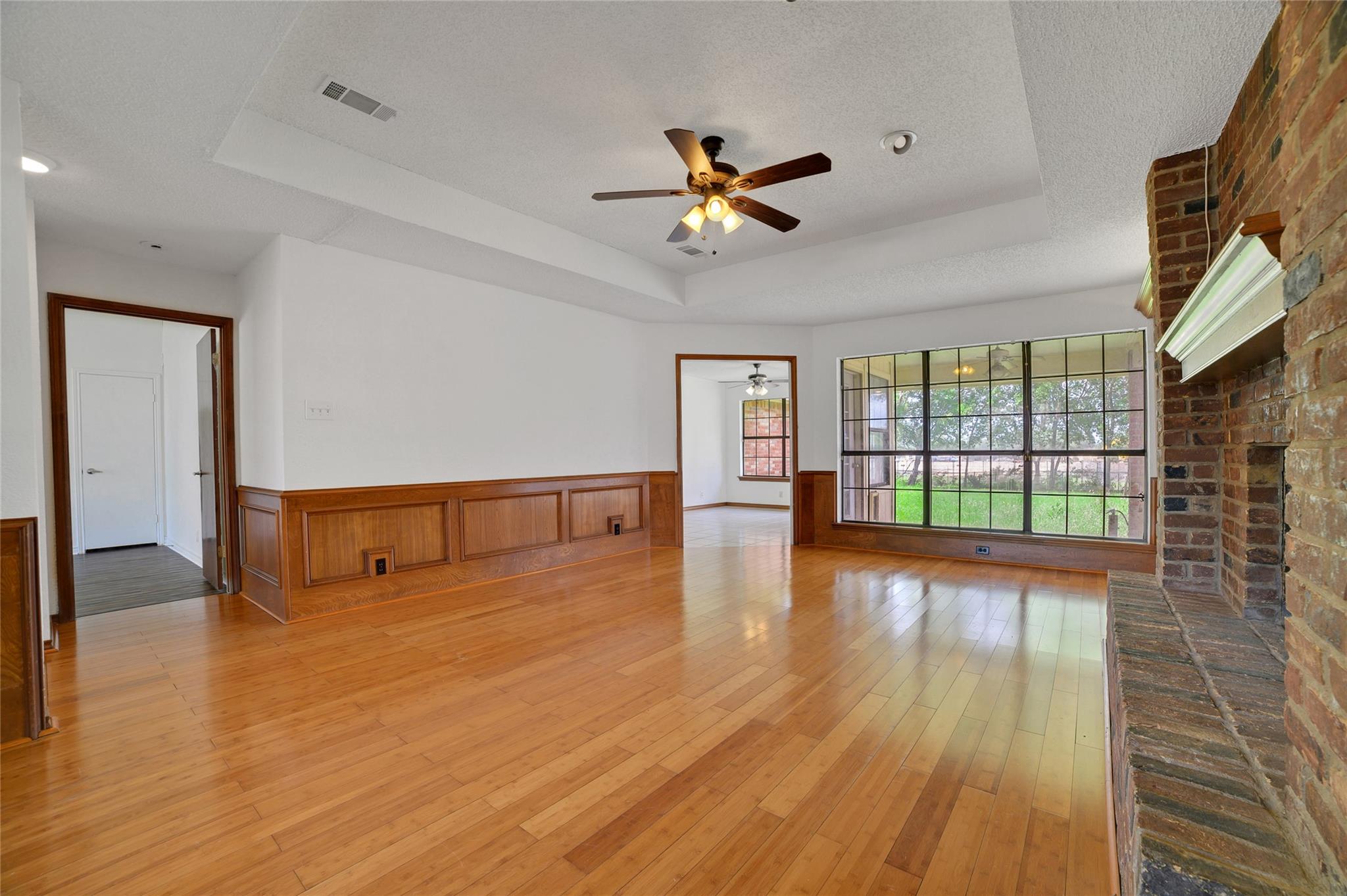 601 Cedar Ridge Dr, Pflugerville, TX 78660