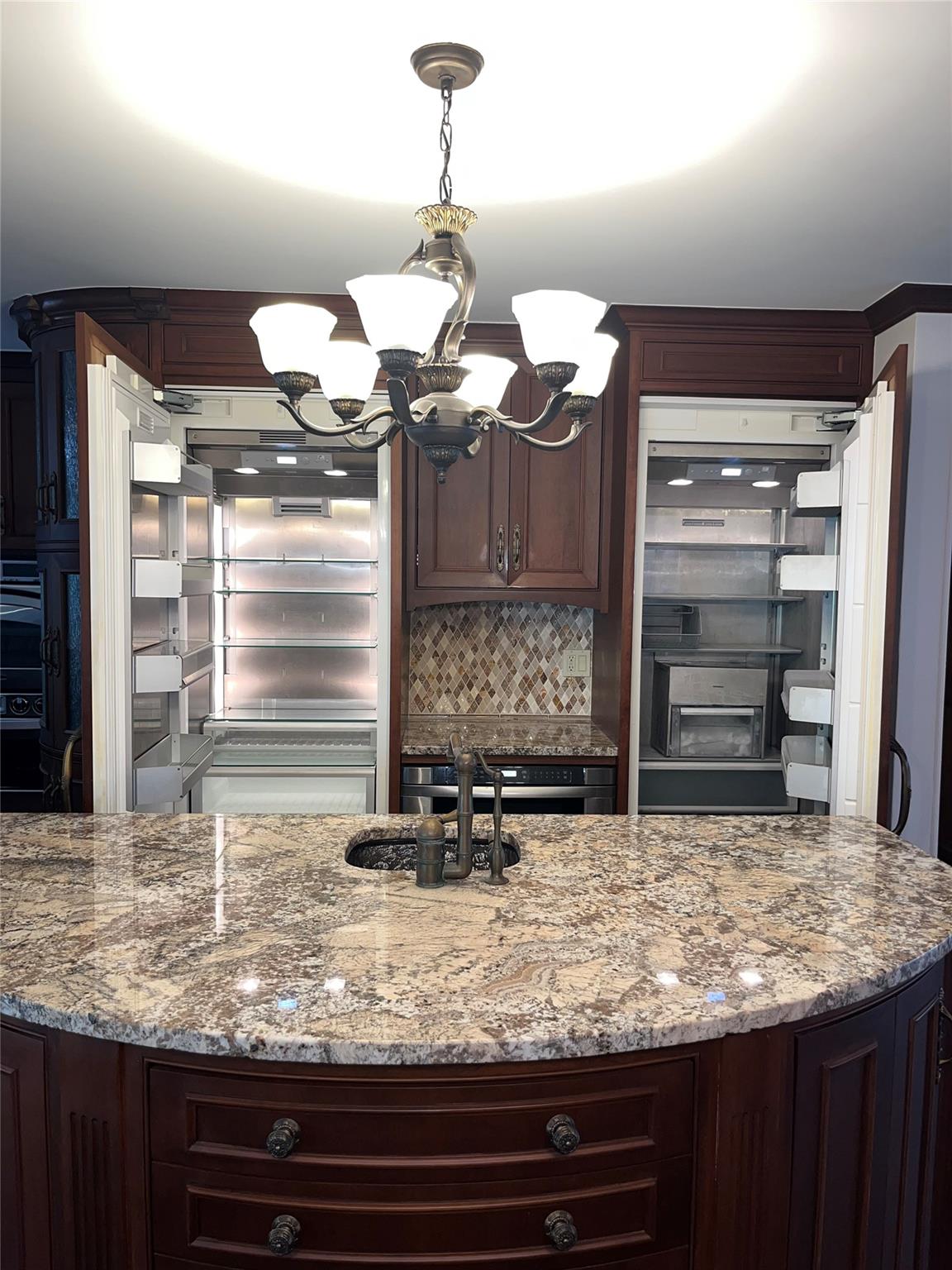 11906 Arch Hill Dr, Austin, TX 78750