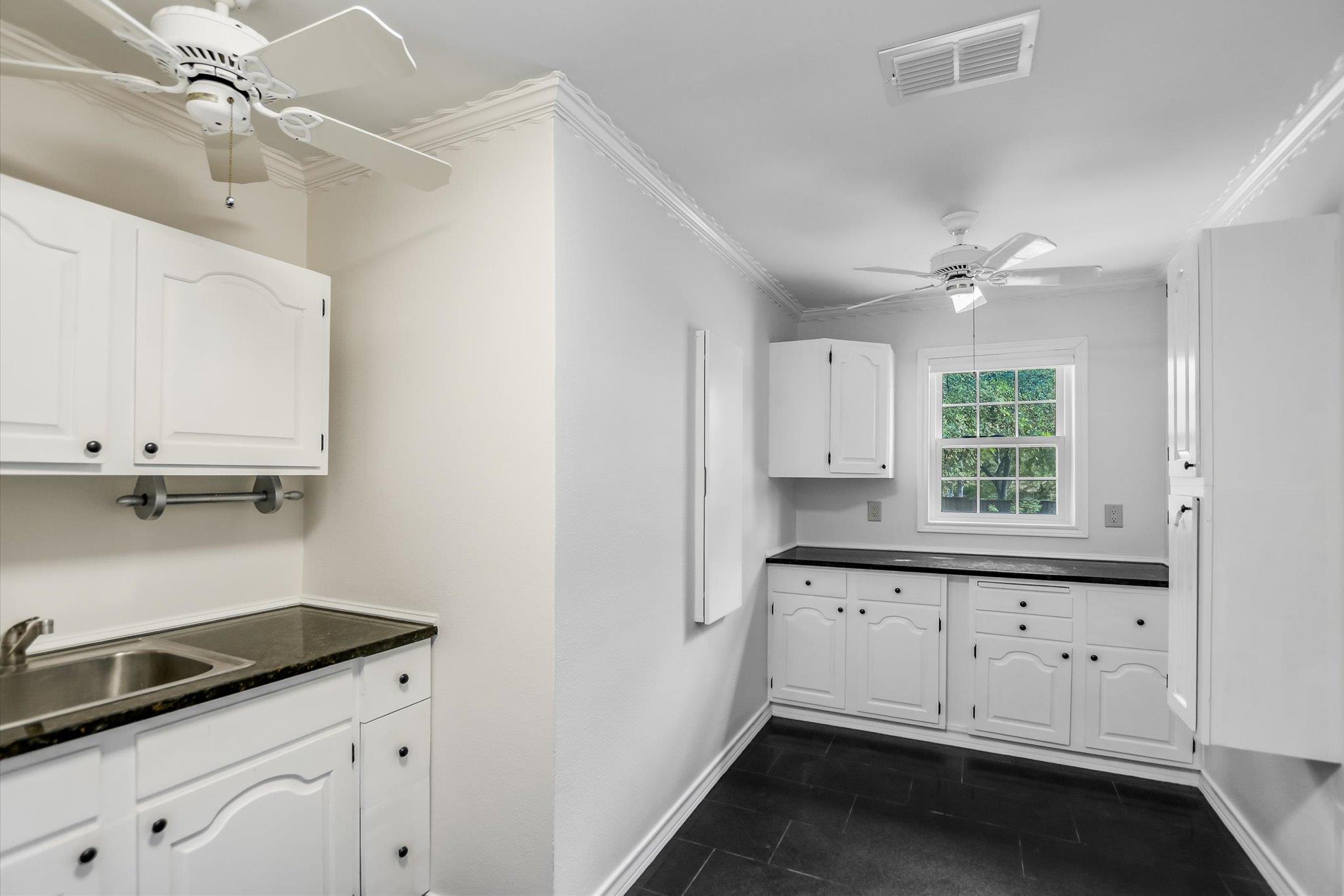 11906 Arch Hill Dr, Austin, TX 78750